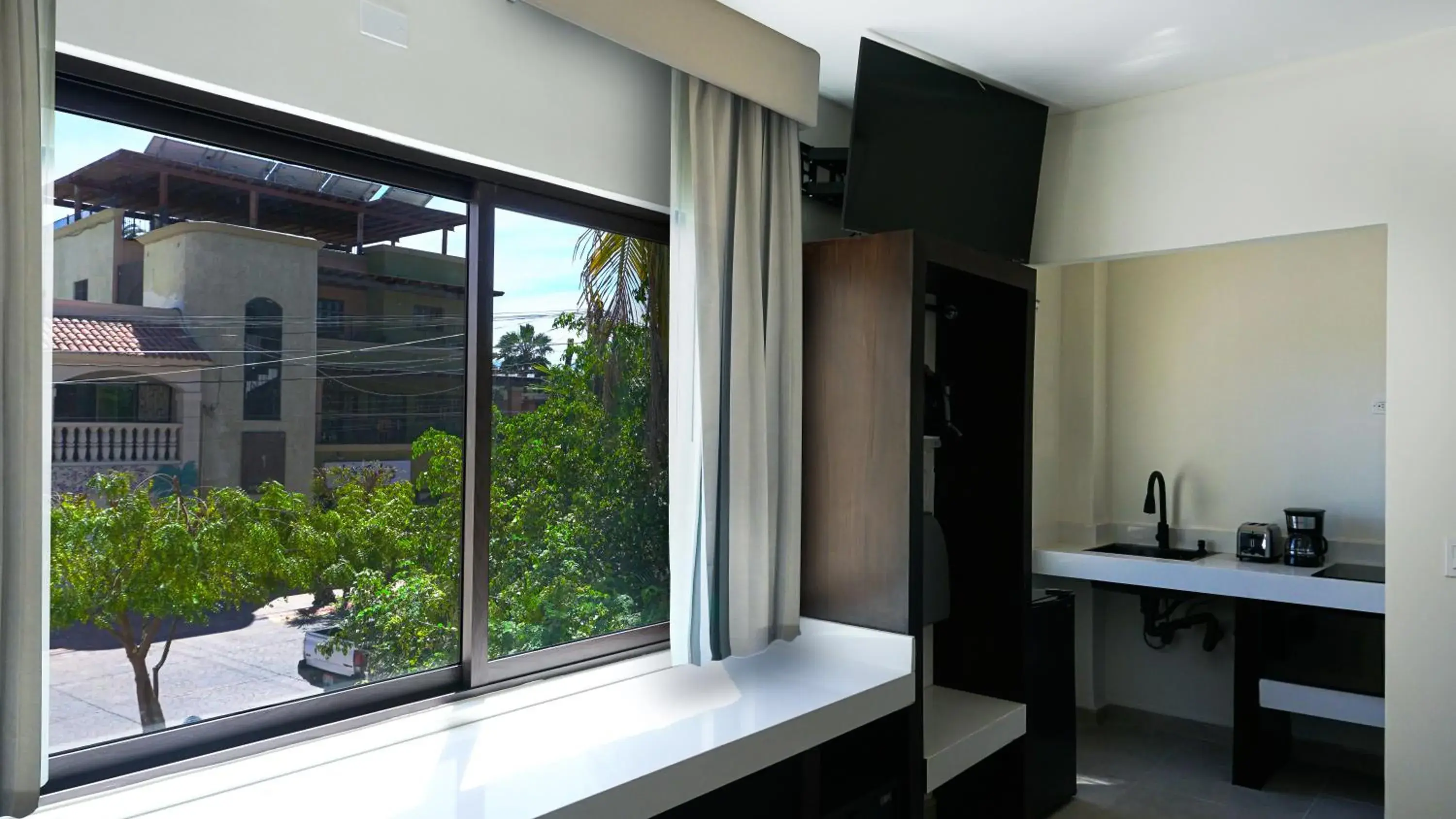 Superior Twin Room with City View in Hotel Loreto Palmar Superior Twin Room with City View in Hotel Loreto Palmar