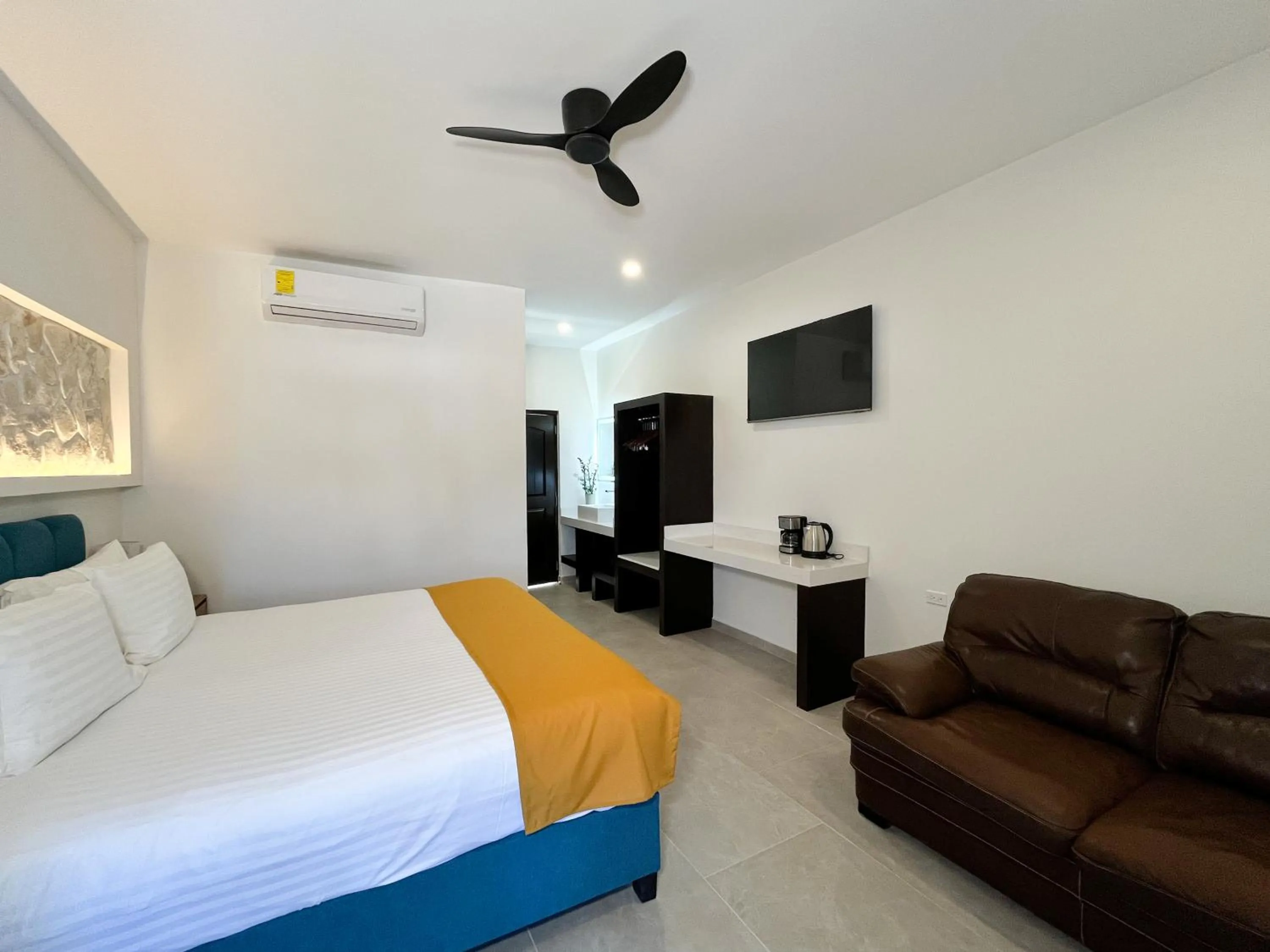 Bed in Hotel Loreto Palmar