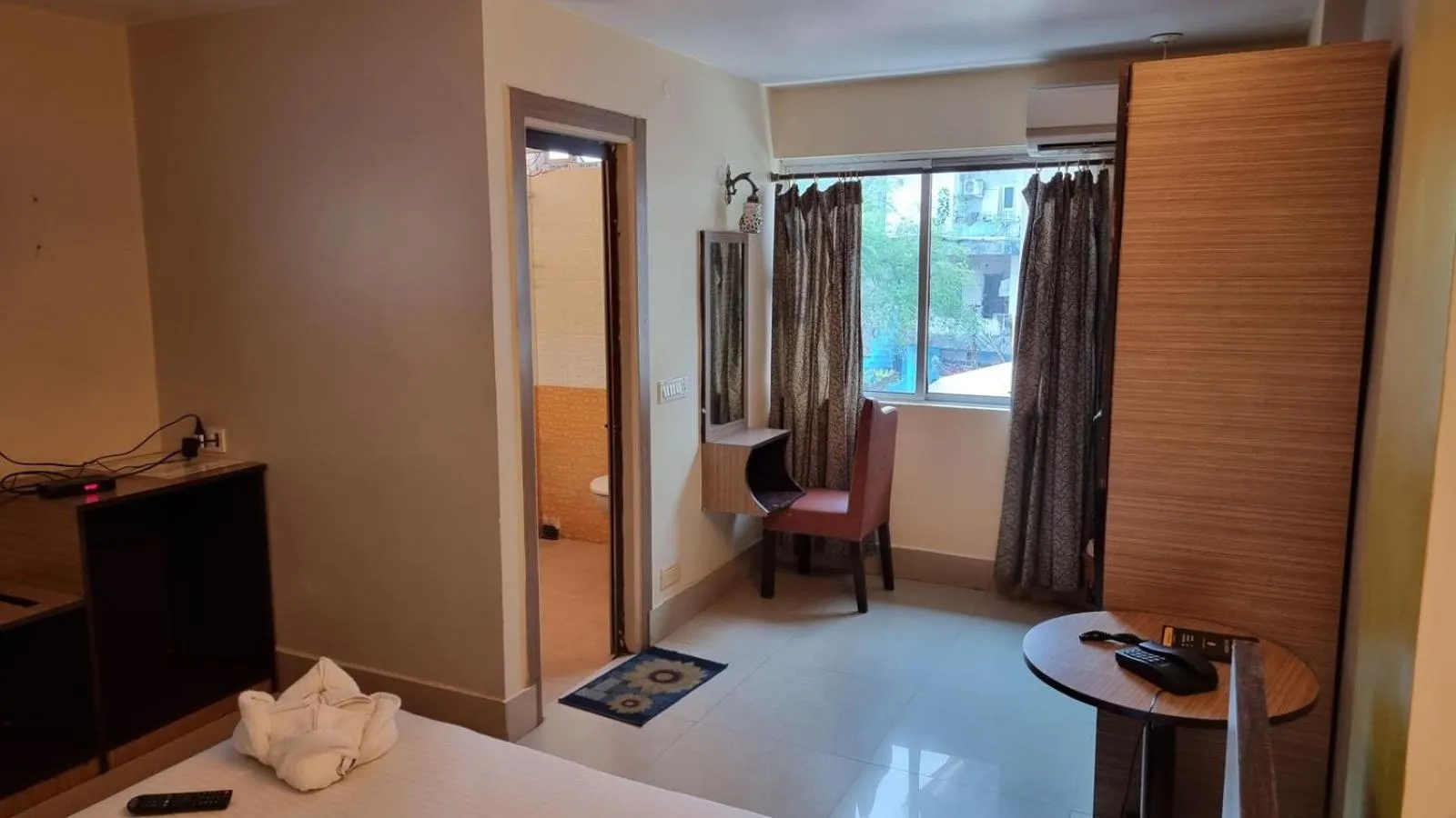 Photo of the whole room in Hotel Shreesh