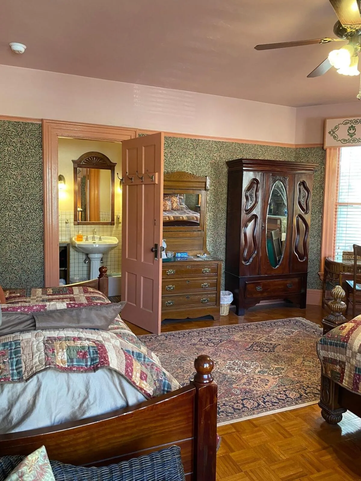 Bed in Amherst Inn