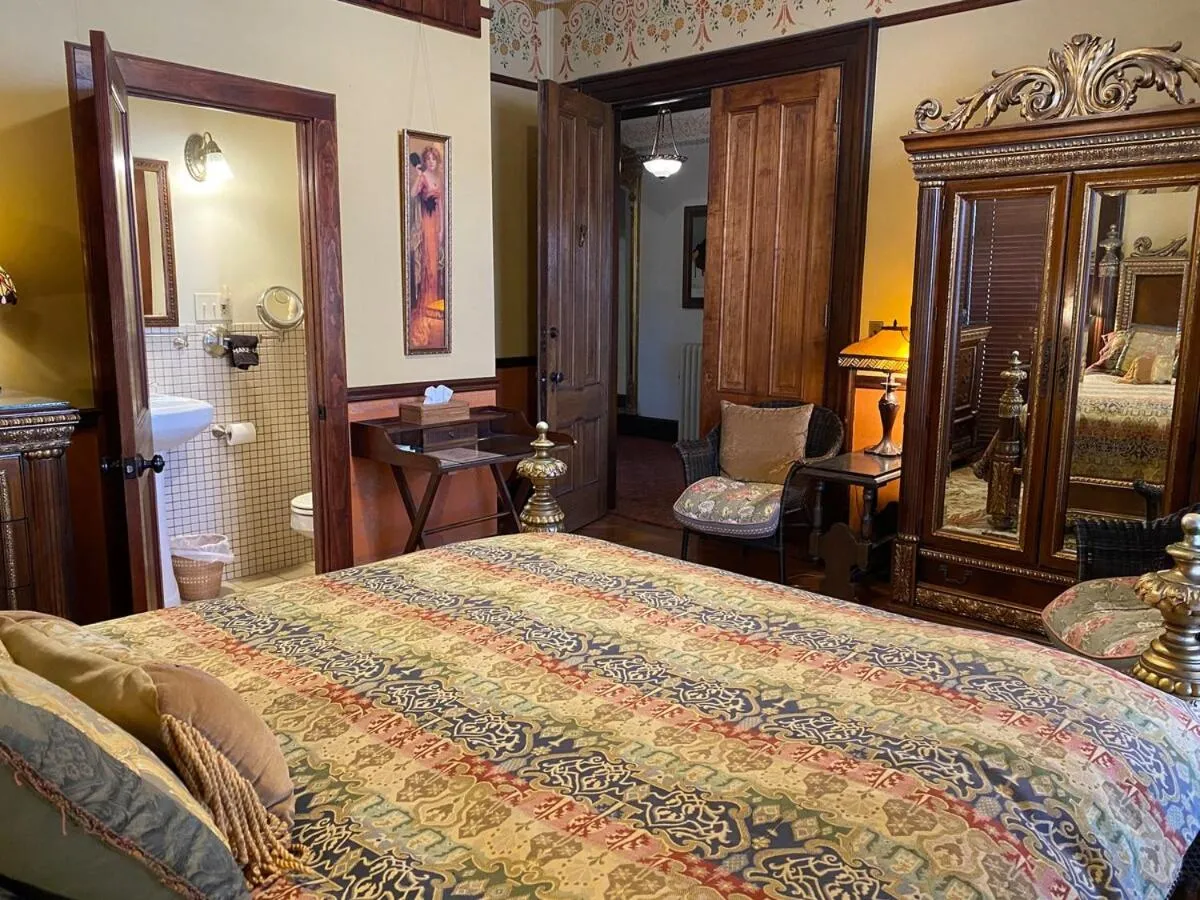 Bed in Amherst Inn