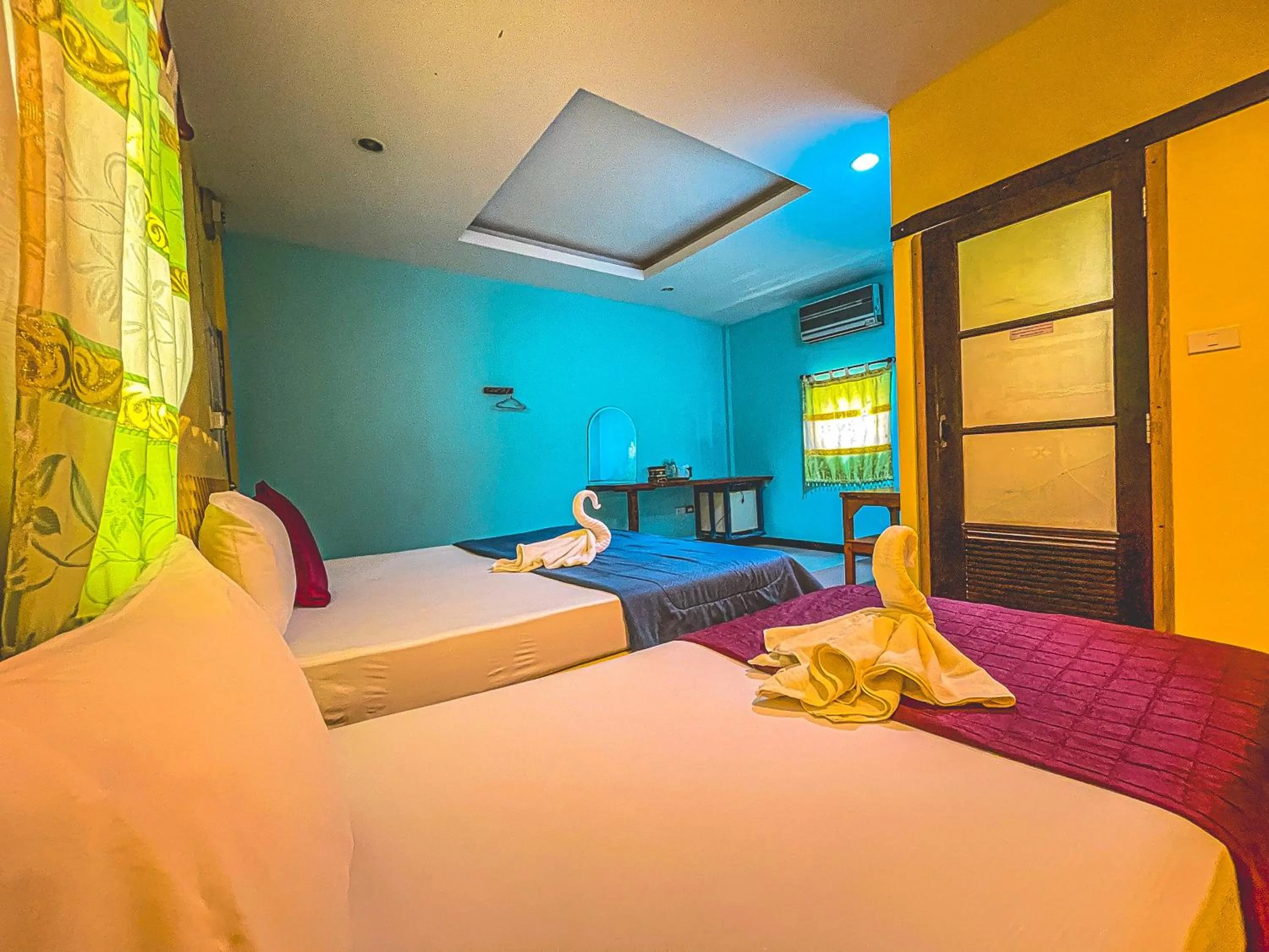 Bed in Kanta Hill Resort