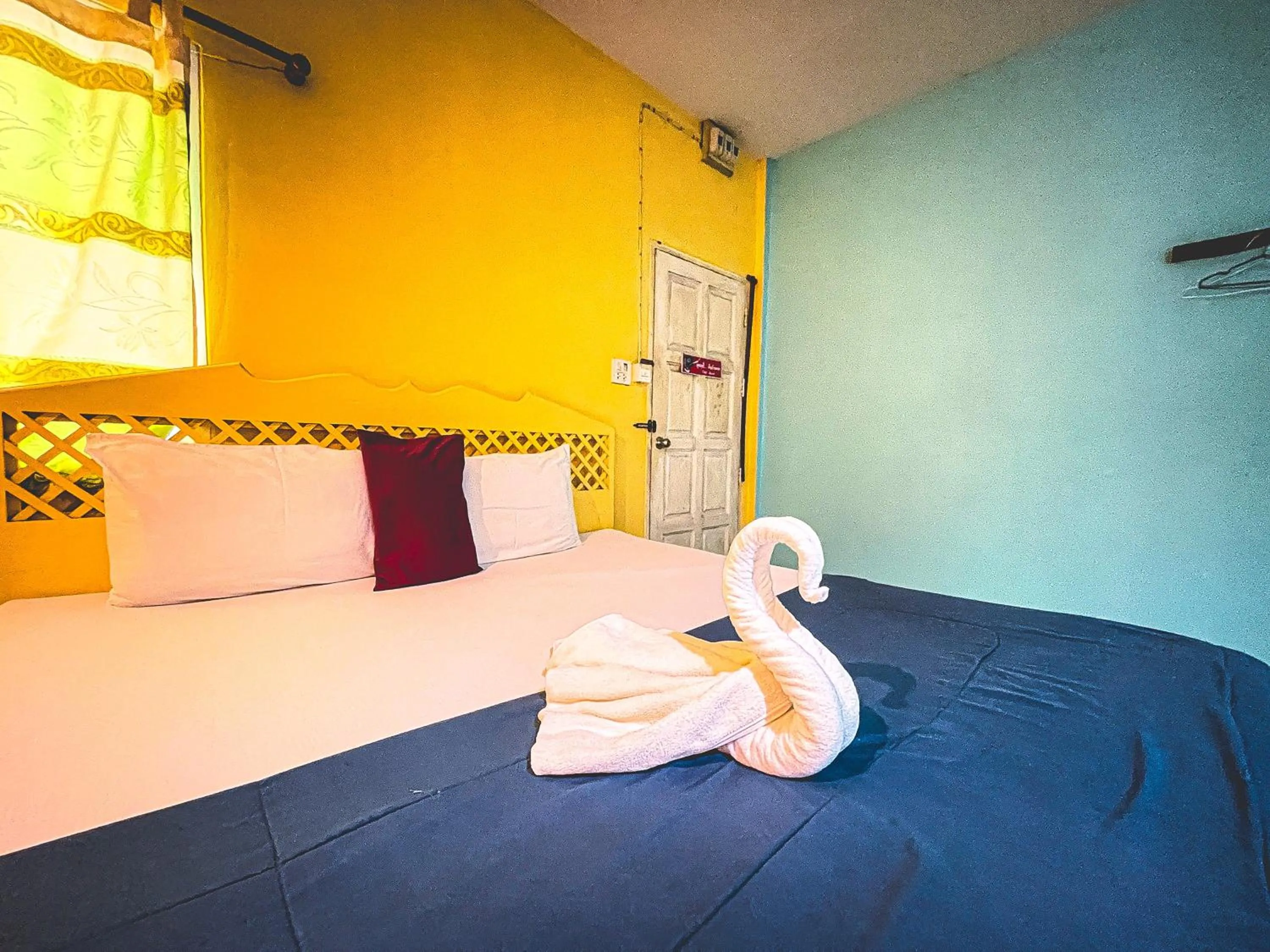 Bed in Kanta Hill Resort