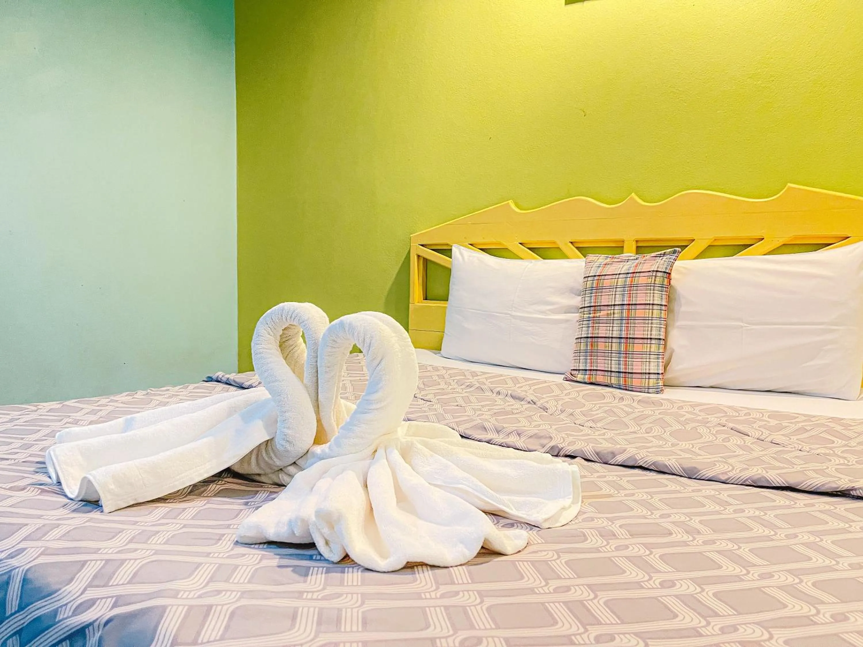 Bed in Kanta Hill Resort