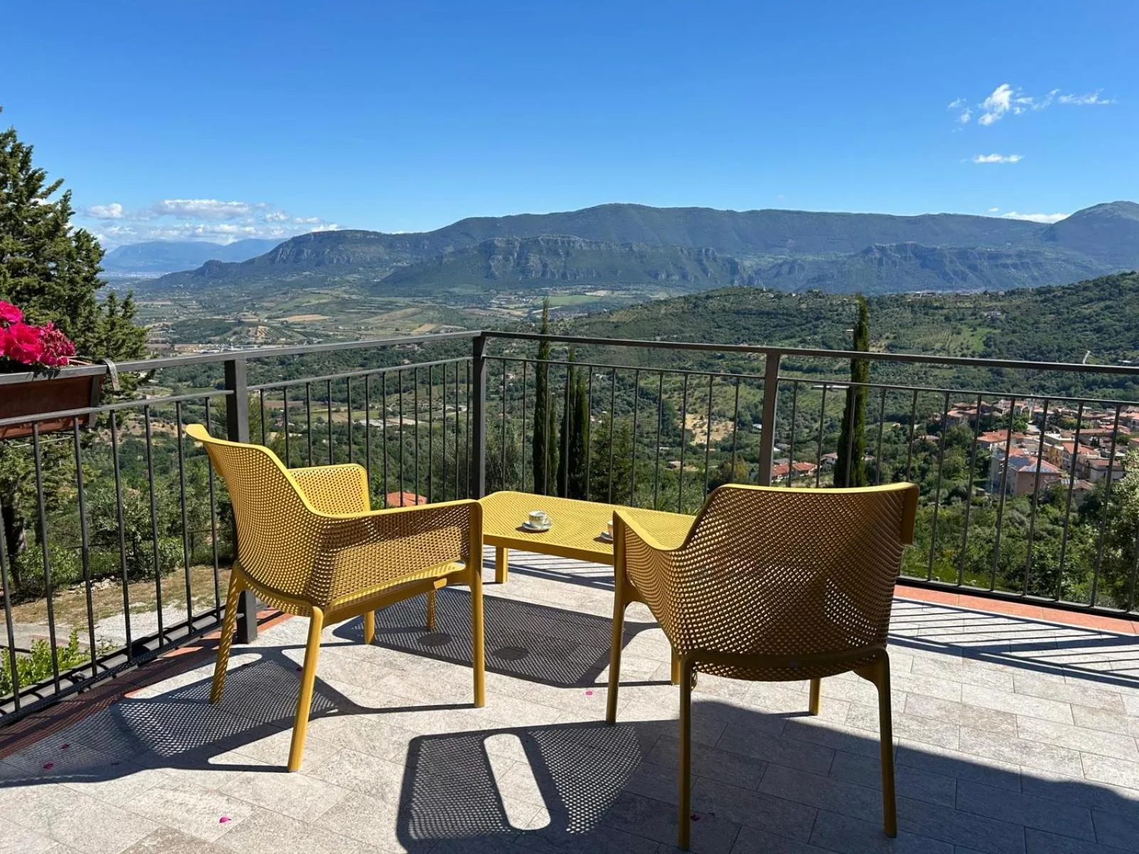 Patio in B&B Albachiara Casa di Campagna