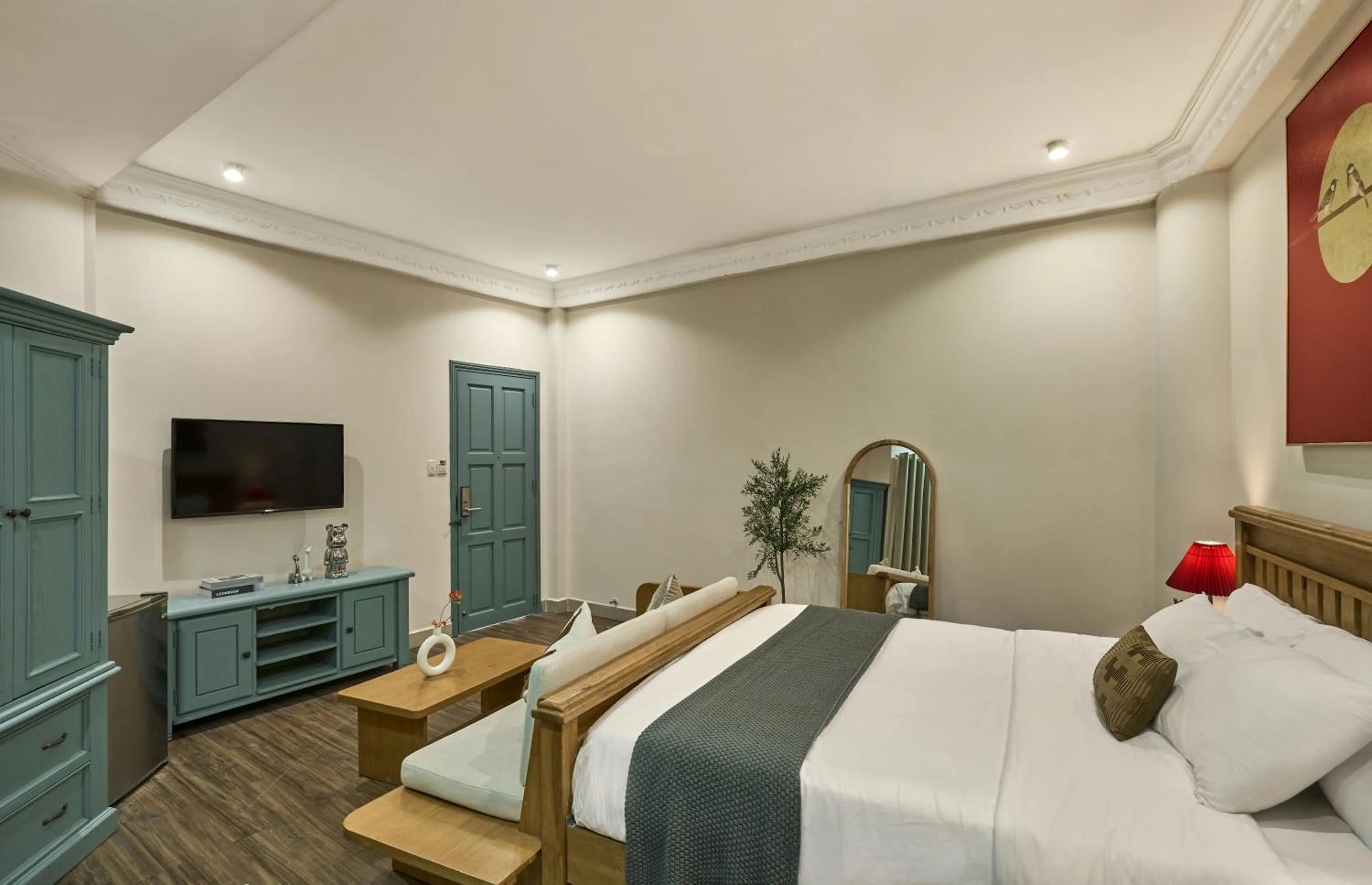 Communal lounge/ TV room, Bed in The Passion Lux Airport Hotel Apartment - Free Airport