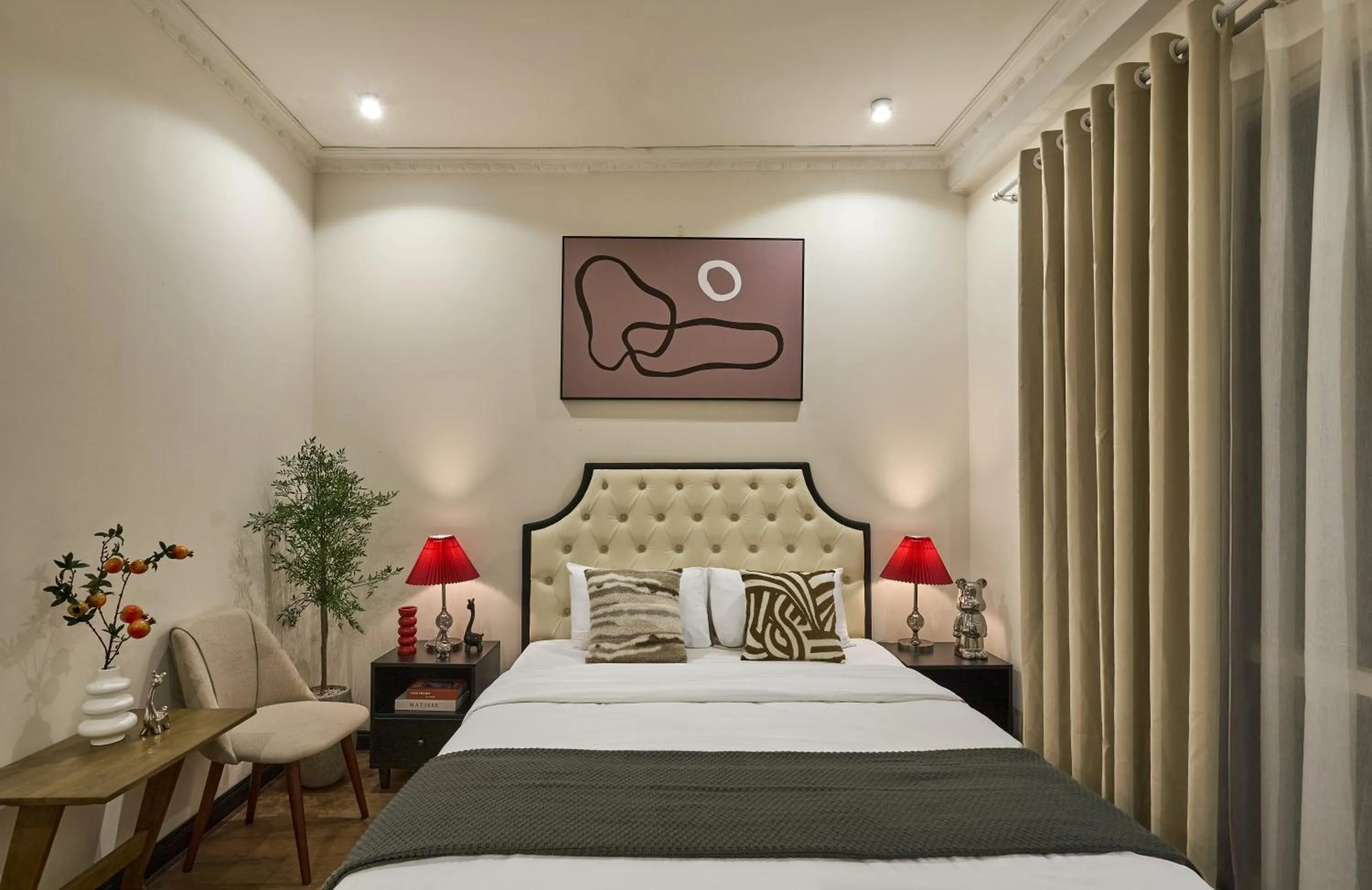 Bed in The Passion Lux Airport Hotel Apartment - Free Airport