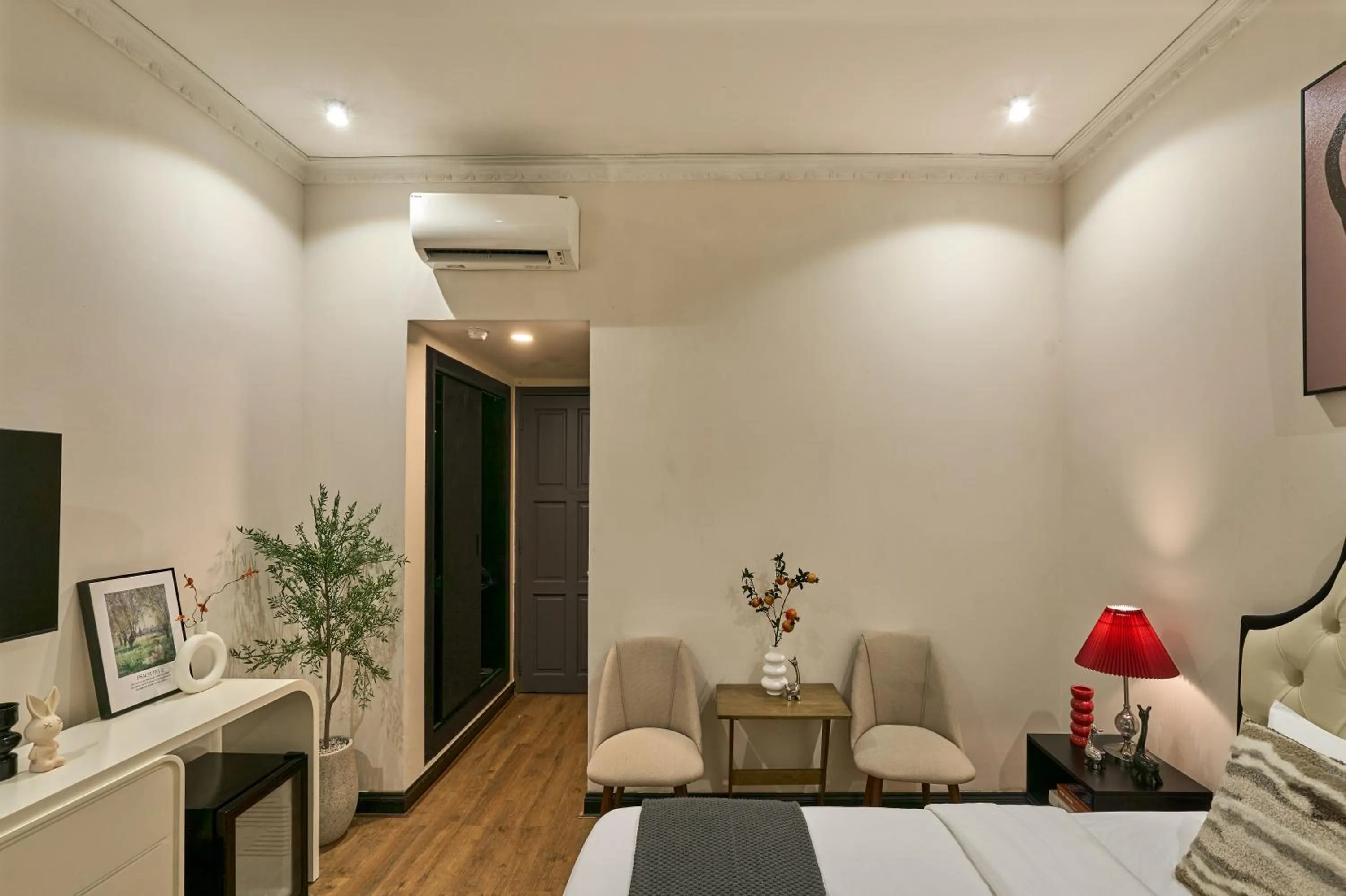 Bed in The Passion Lux Airport Hotel Apartment - Free Airport