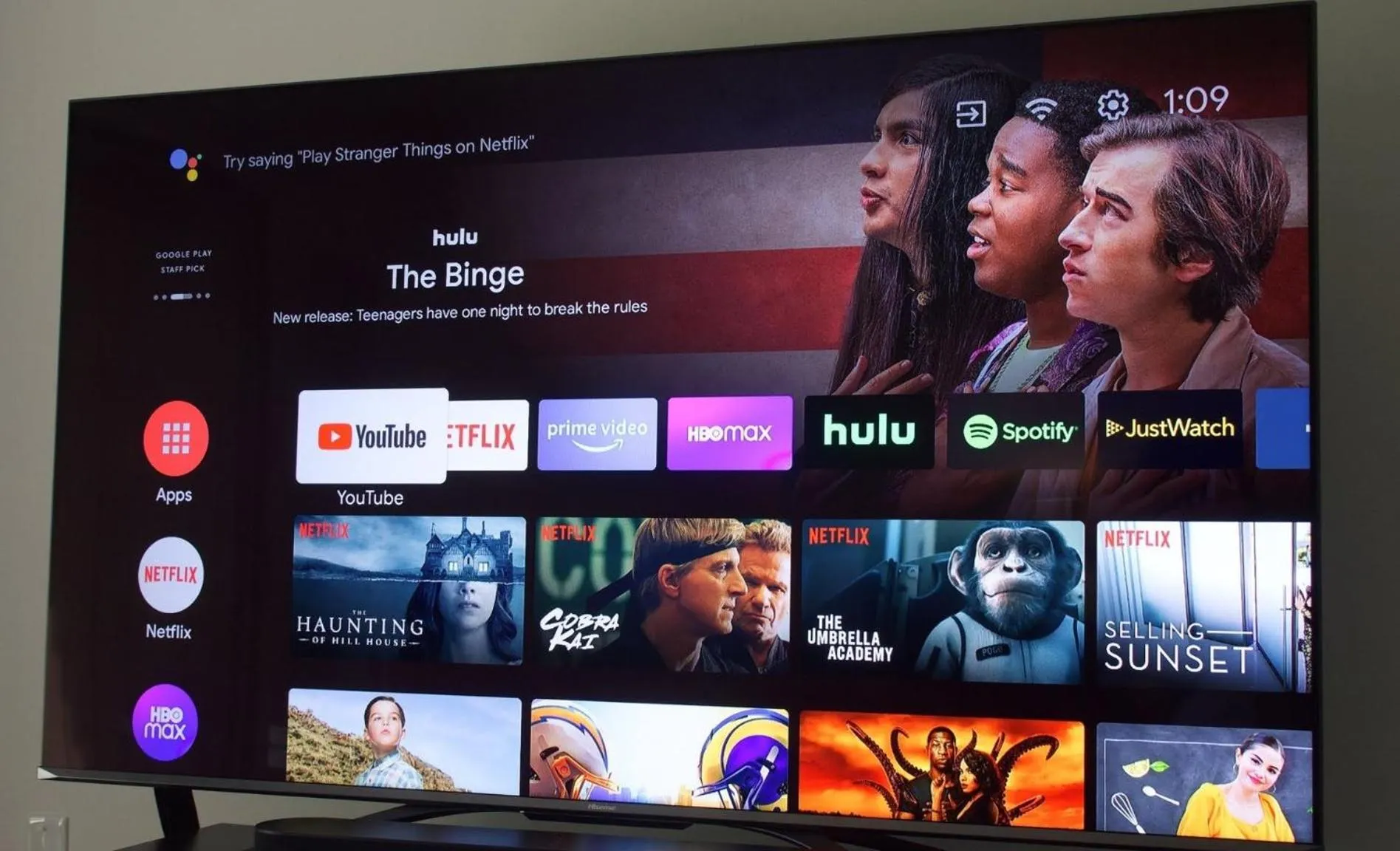 TV and multimedia in Griya Inn