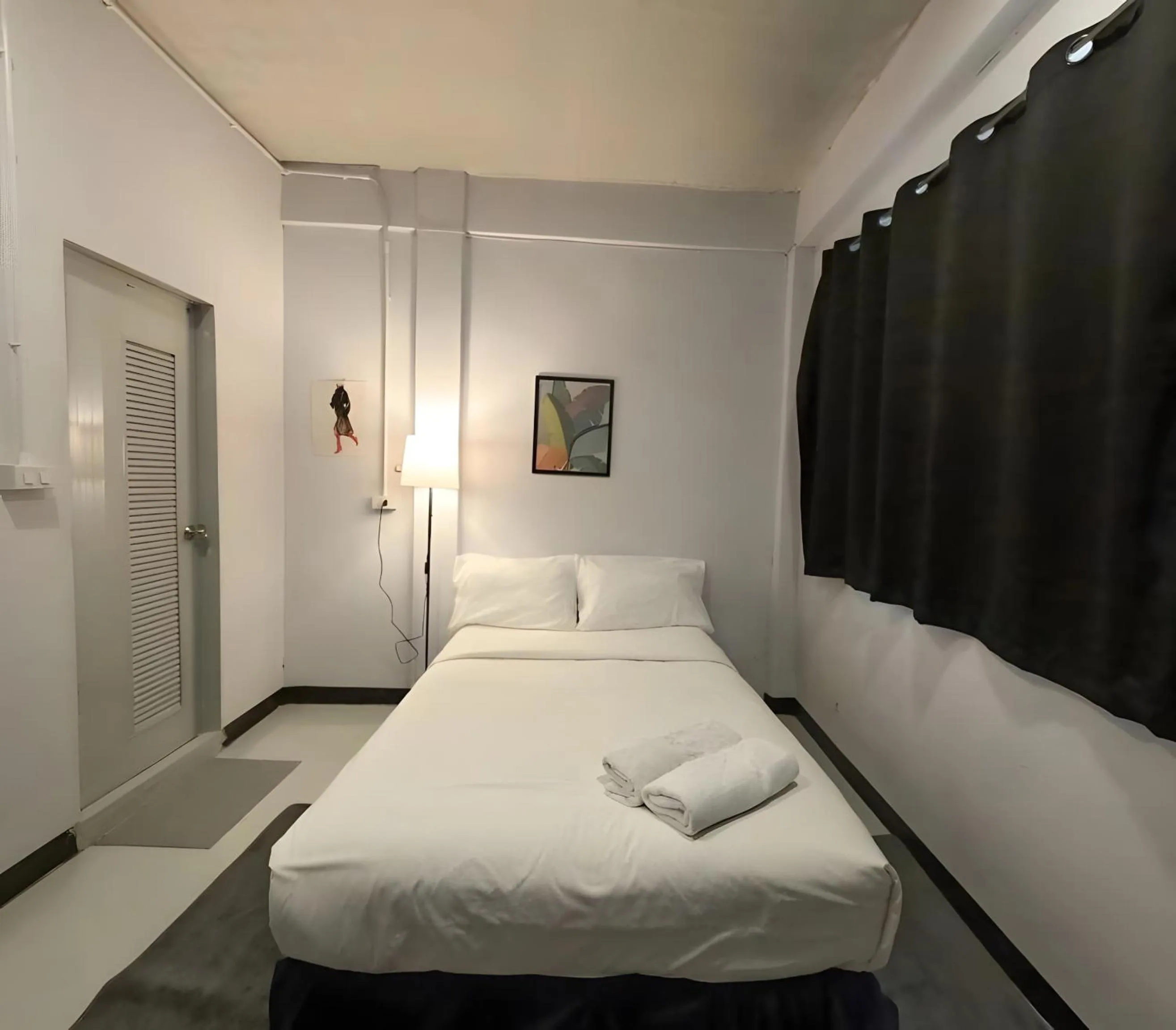 Bed in XX GO INN BTS Ari - BTS Ari Station