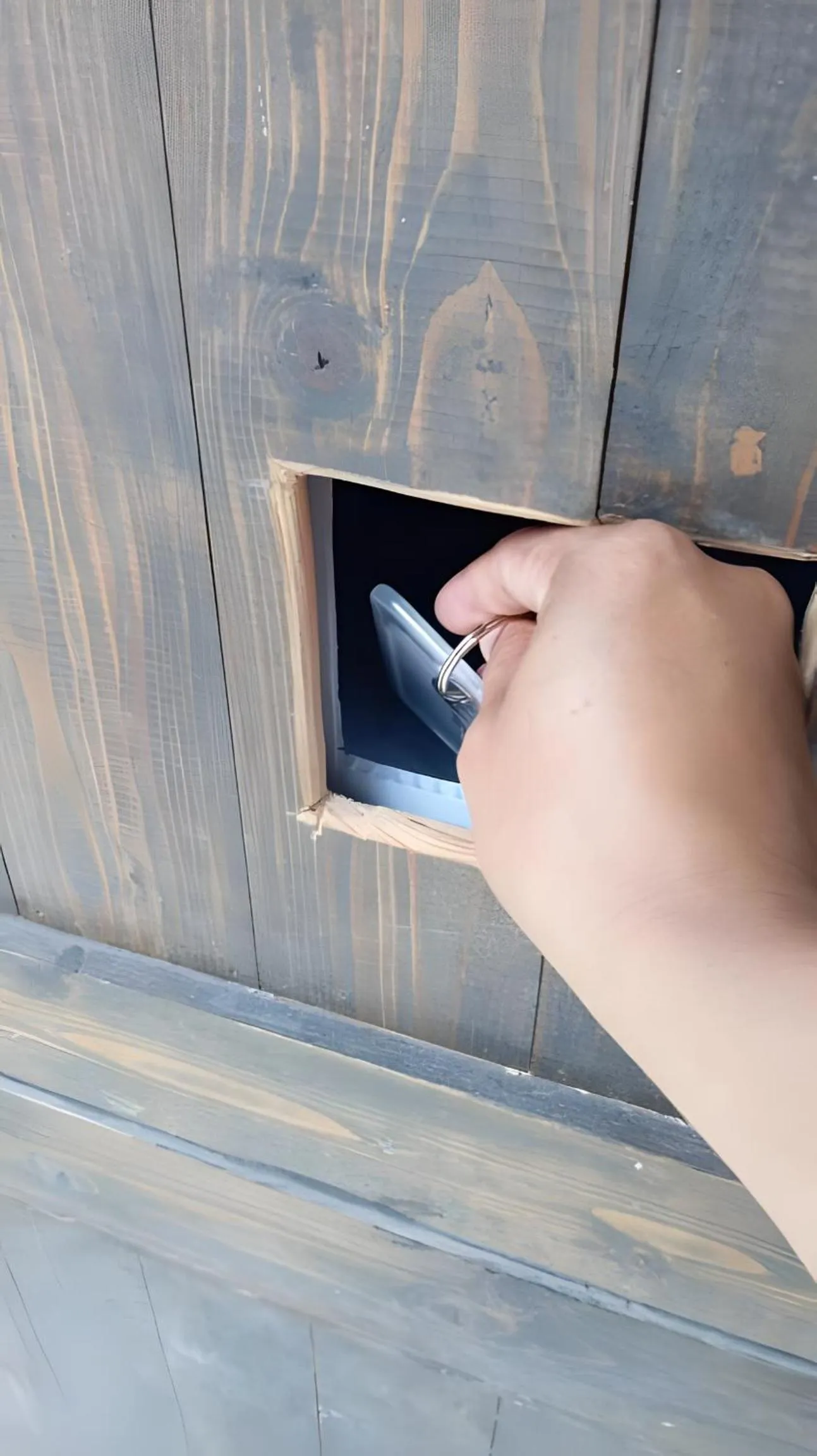 Facade/entrance in XX GO INN BTS Ari - BTS Ari Station