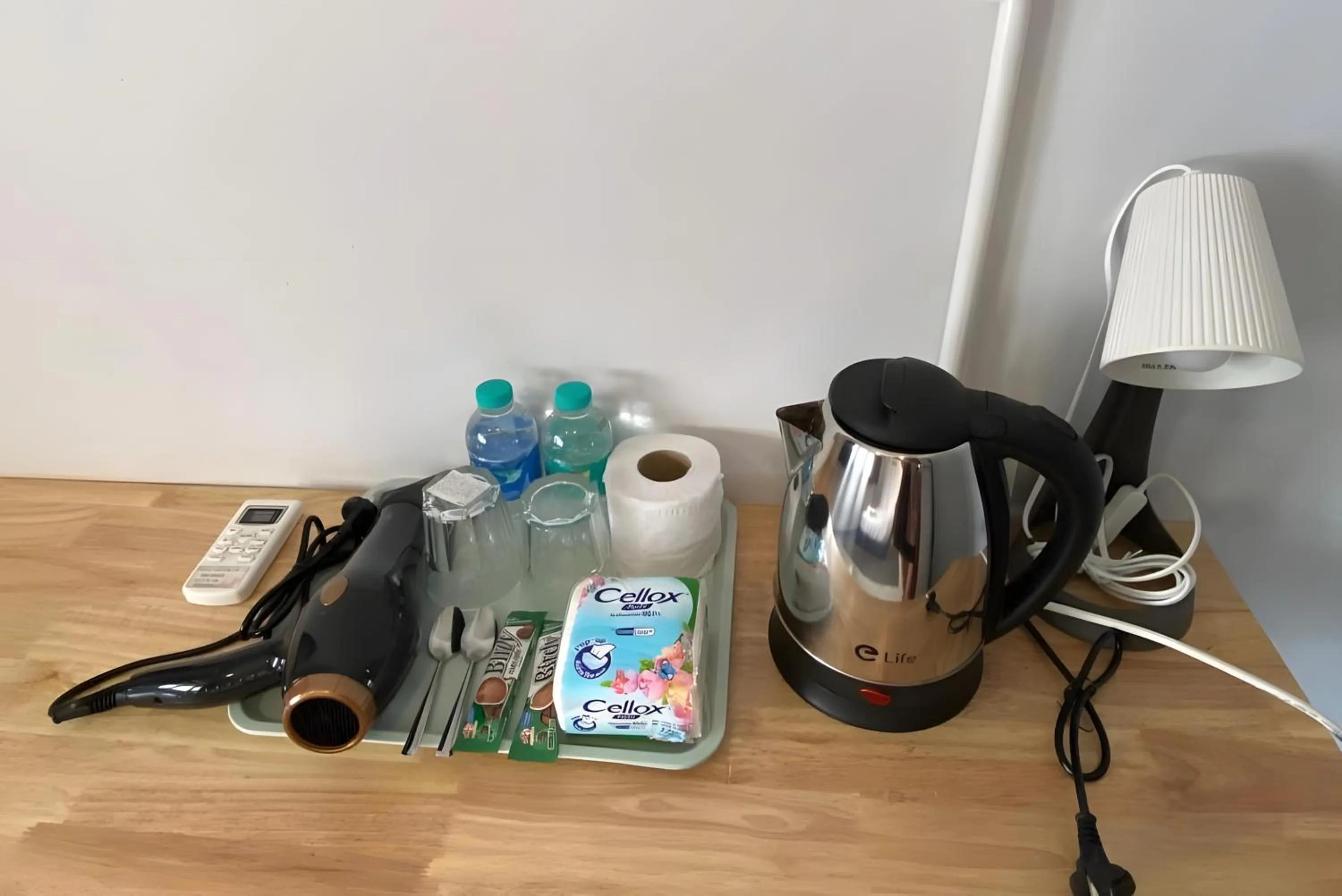 Coffee/tea facilities in XX GO INN BTS Ari - BTS Ari Station