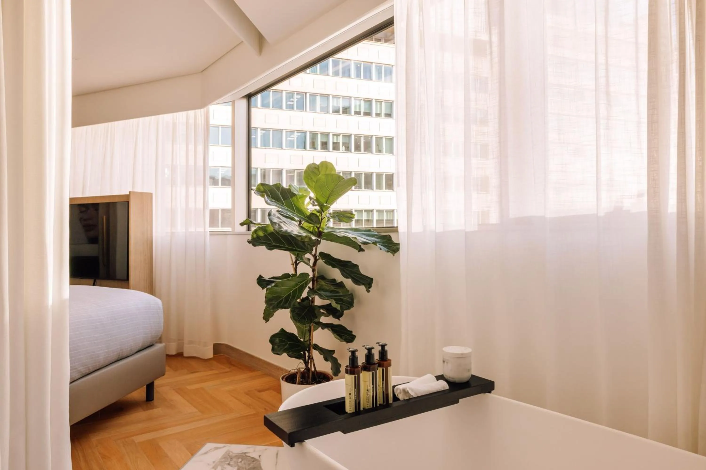 Property building, Bed in ME Lisbon