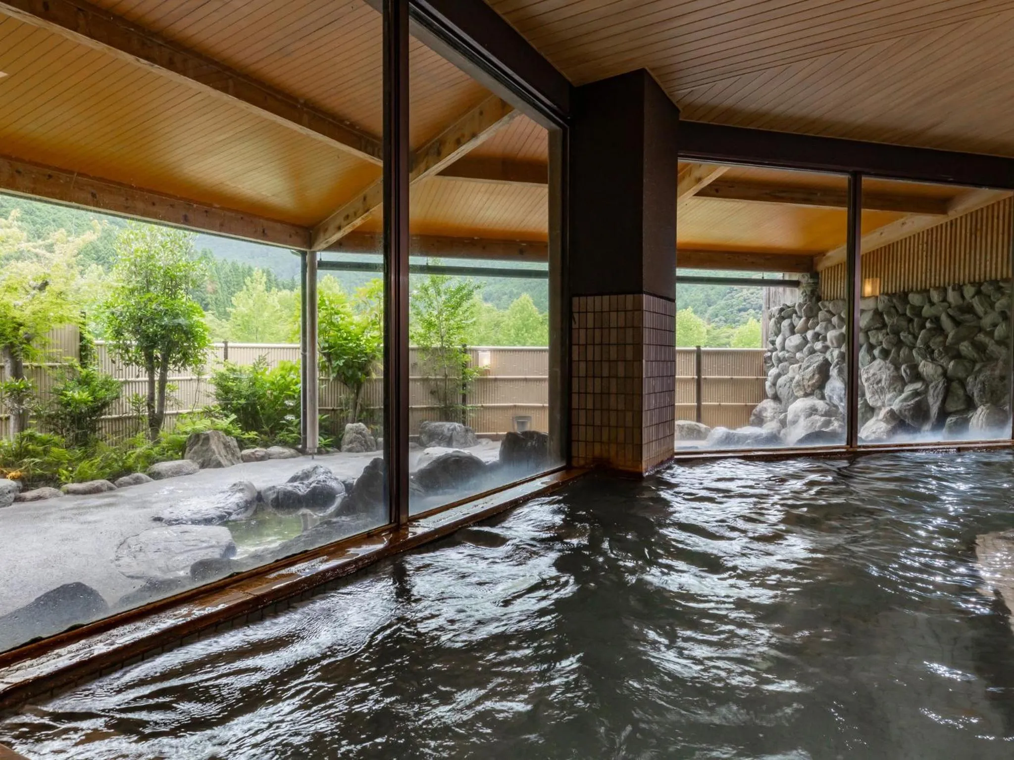 Hot Spring Bath in Wan Wan Paradise Matsusaka