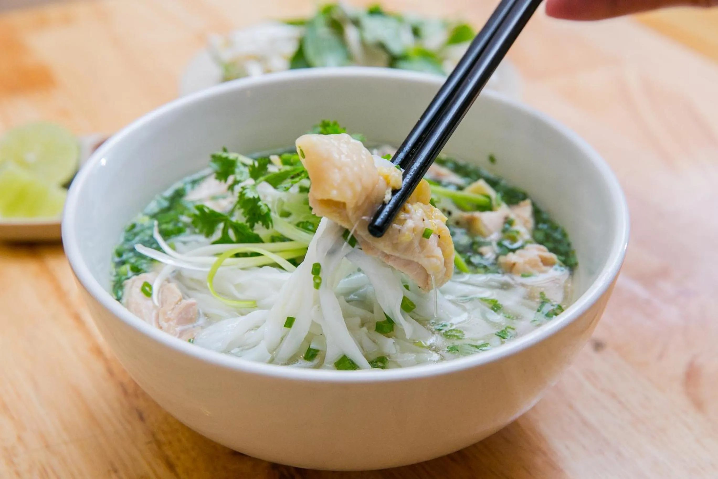 Hung Thanh Airport Hotel - Gần Siêu Thị Vincom