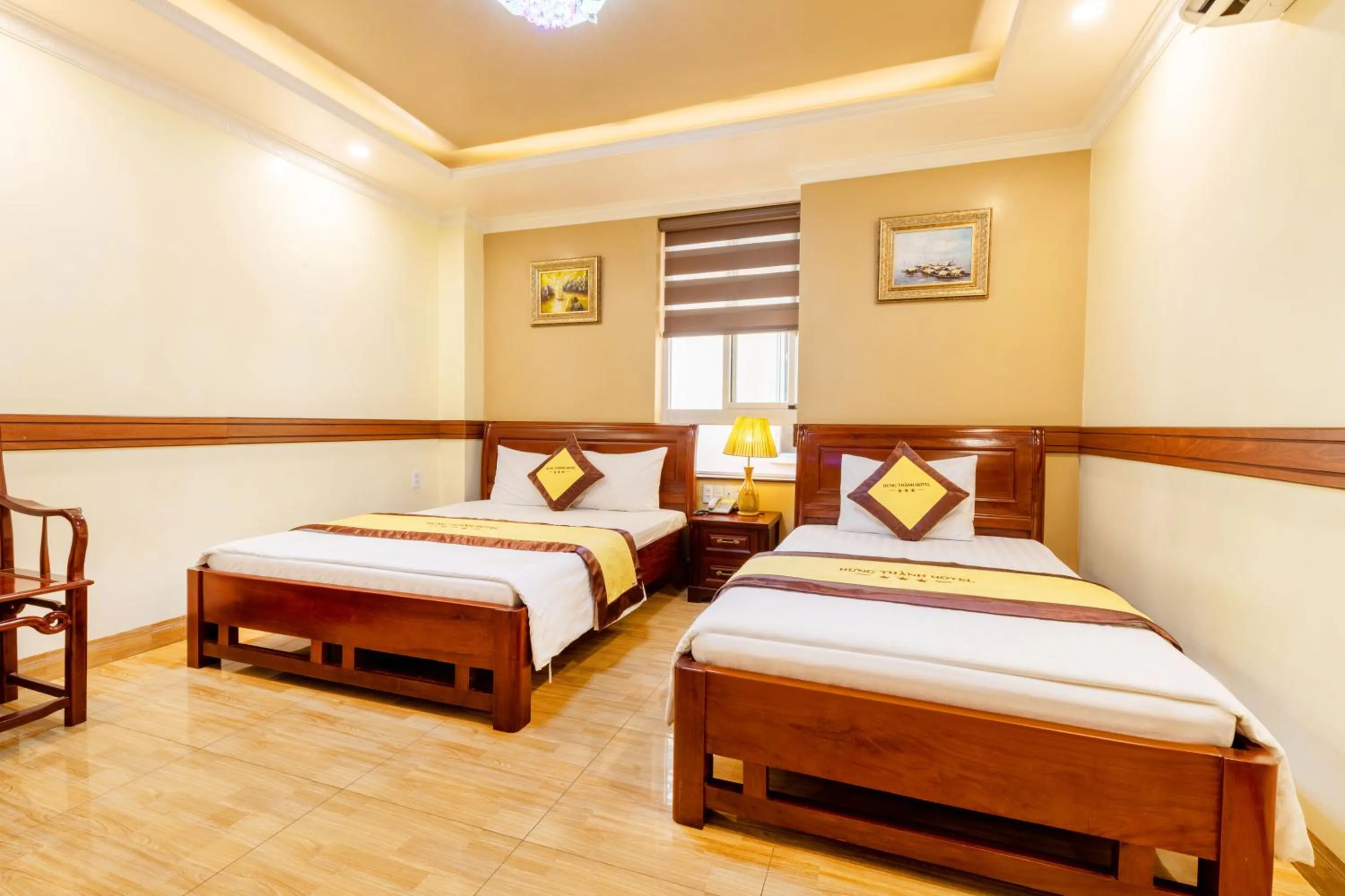 Bed in Hung Thanh Airport Hotel - Gần Siêu Thị Vincom
