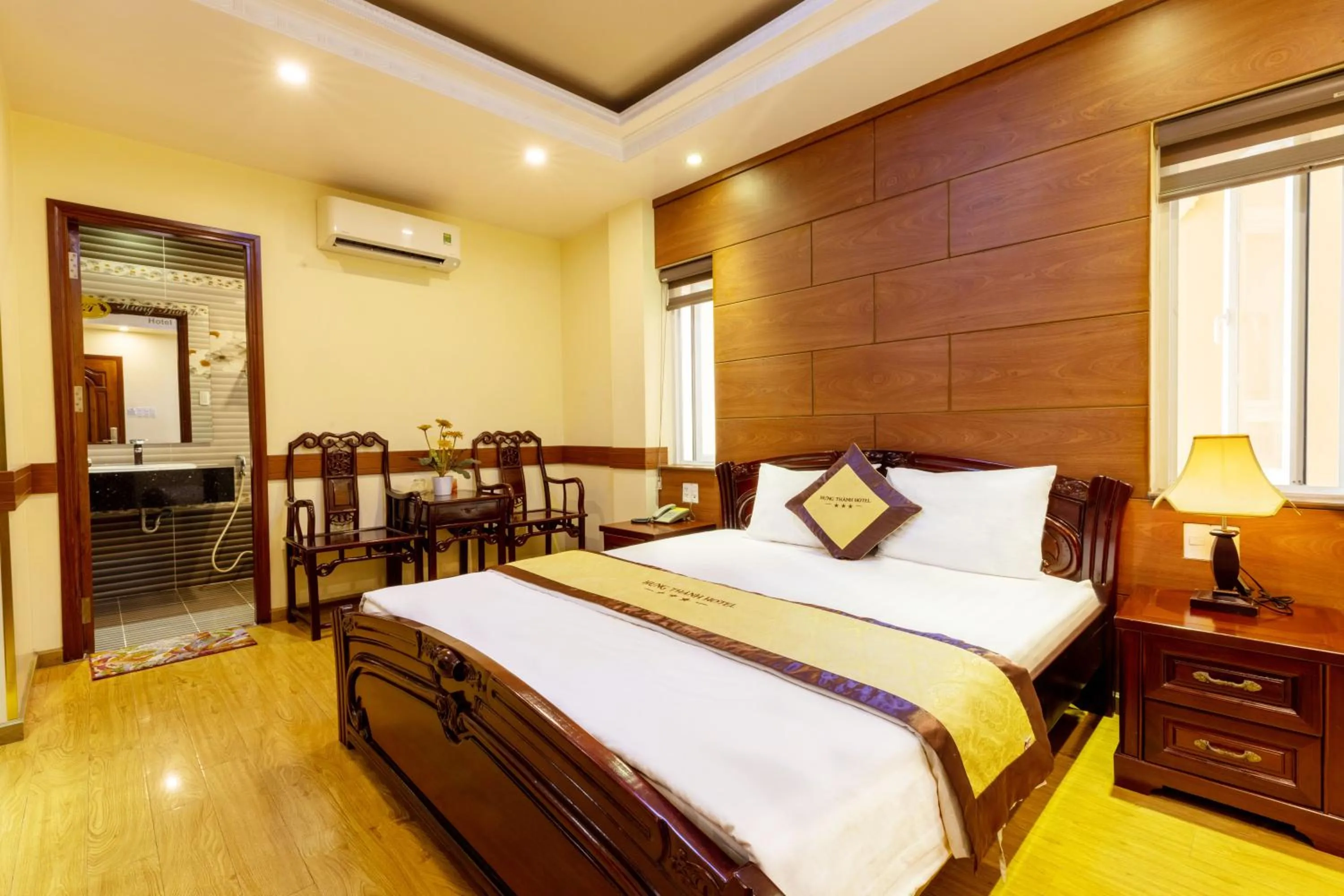 Bed in Hung Thanh Airport Hotel - Gần Siêu Thị Vincom