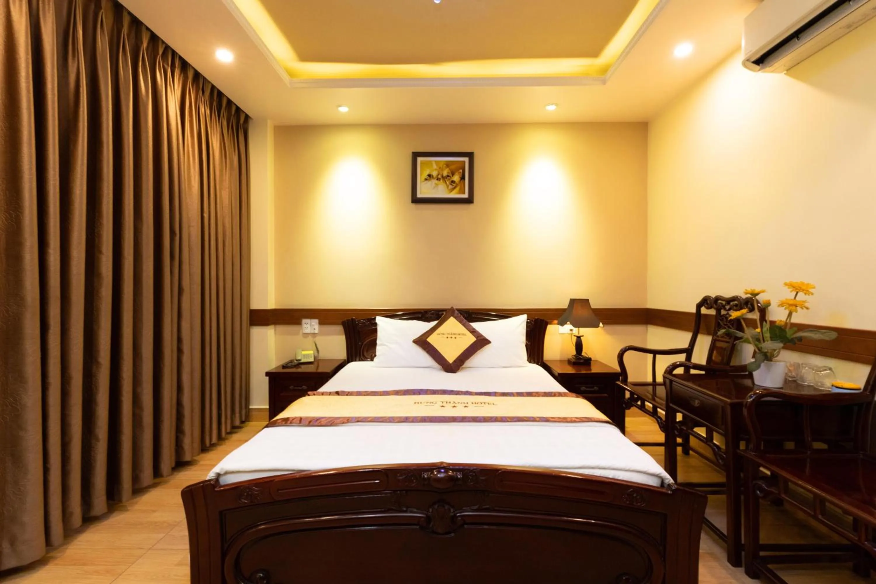 Bed in Hung Thanh Airport Hotel - Gần Siêu Thị Vincom