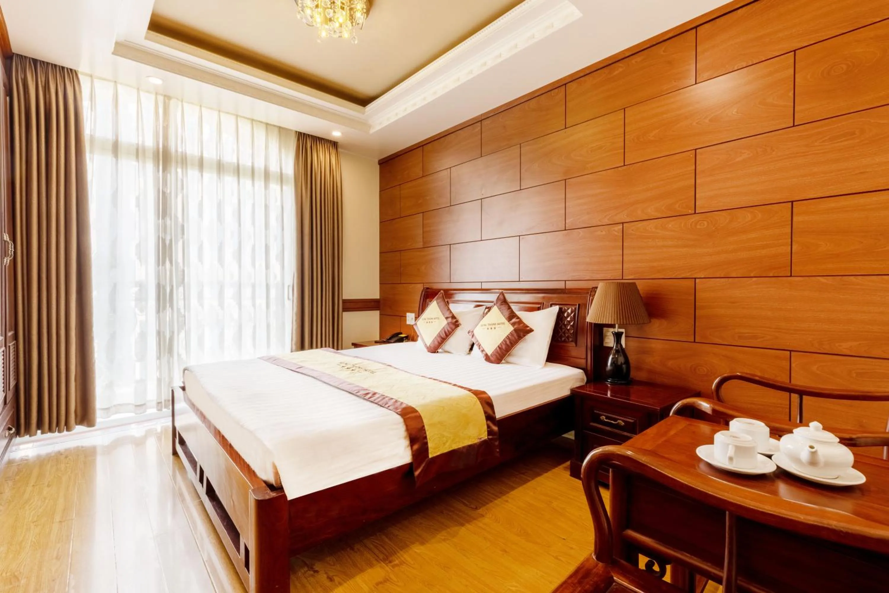 Bed in Hung Thanh Airport Hotel - Gần Siêu Thị Vincom