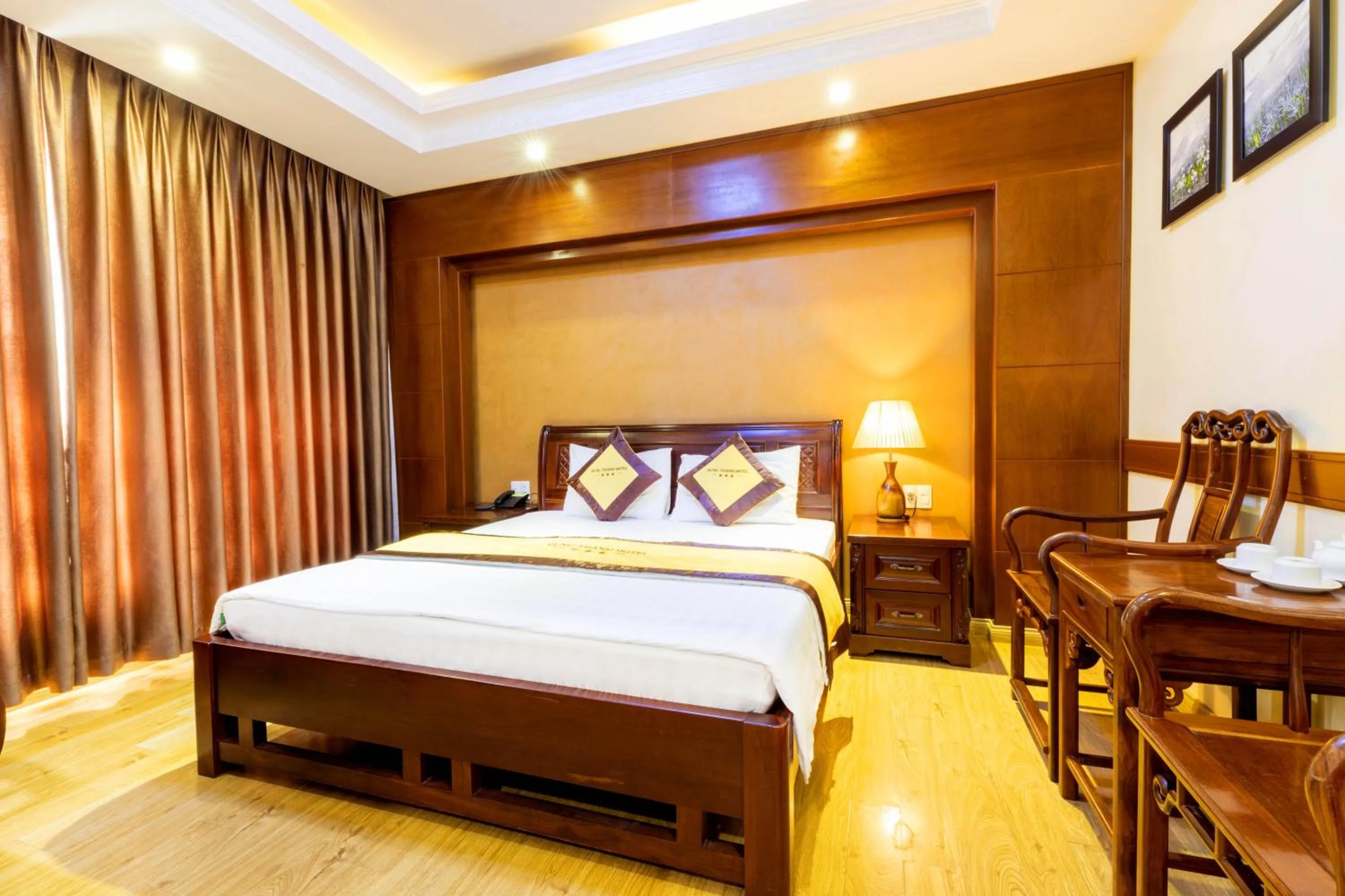Bed in Hung Thanh Airport Hotel - Gần Siêu Thị Vincom