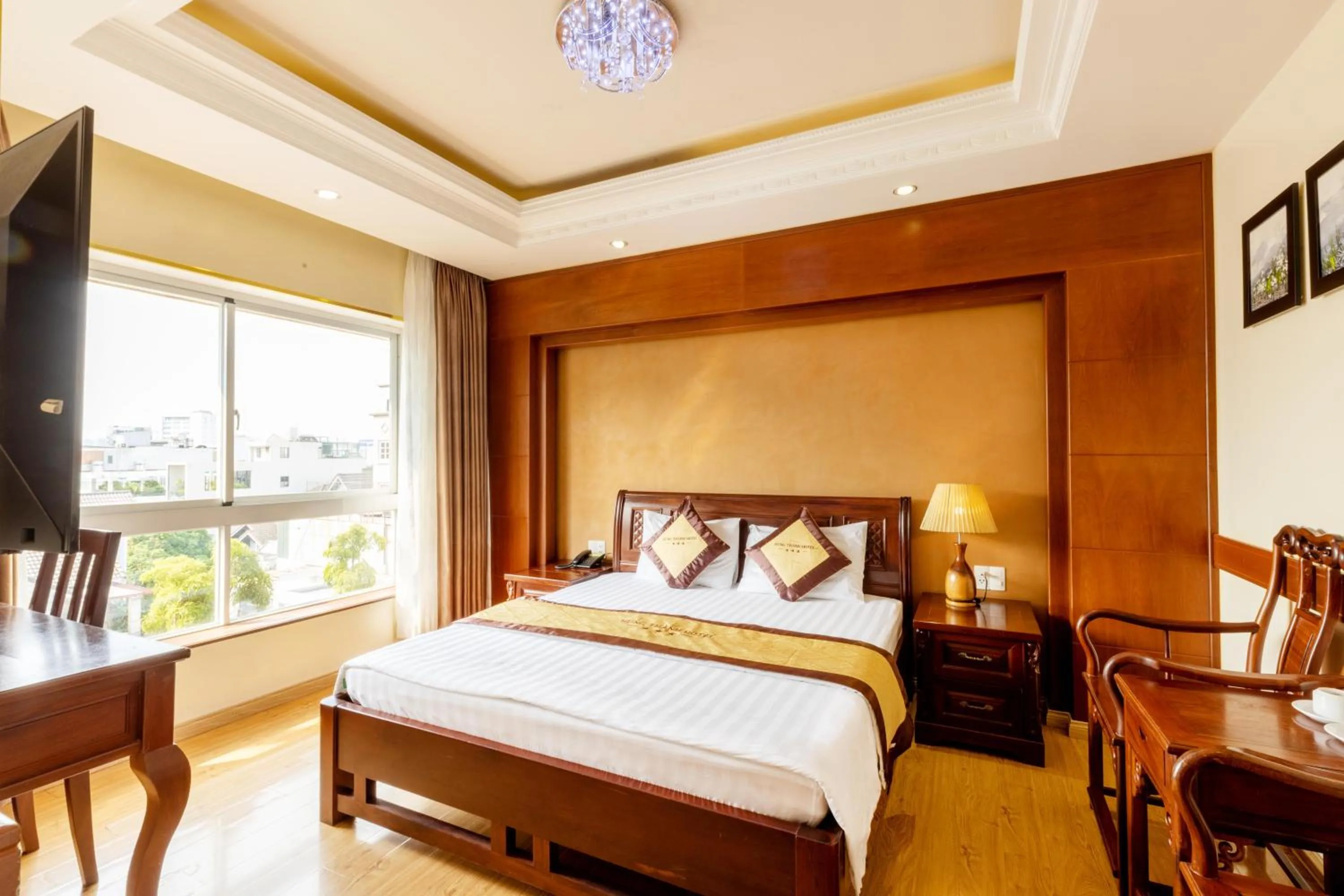 Bed in Hung Thanh Airport Hotel - Gần Siêu Thị Vincom