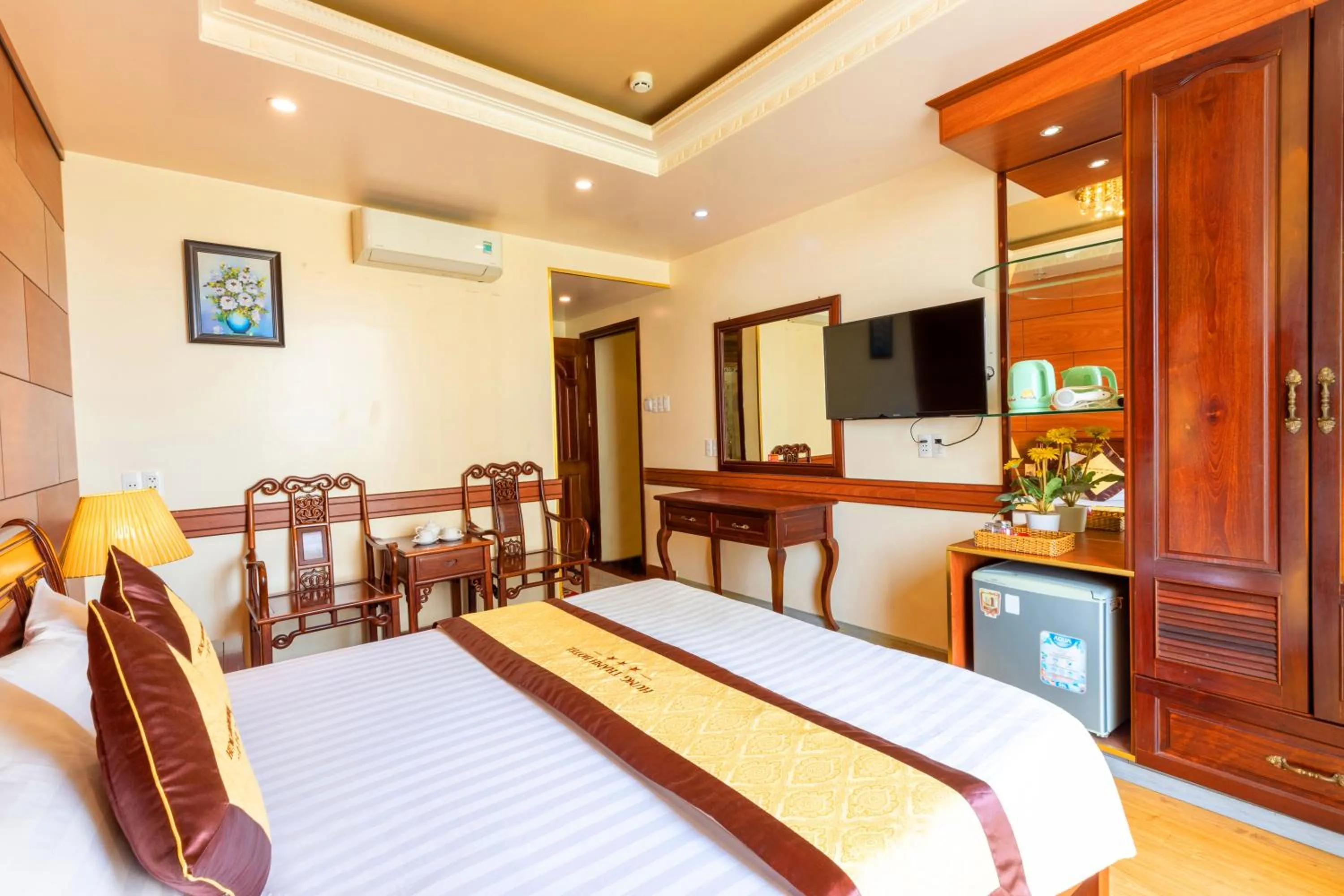 Bed in Hung Thanh Airport Hotel - Gần Siêu Thị Vincom