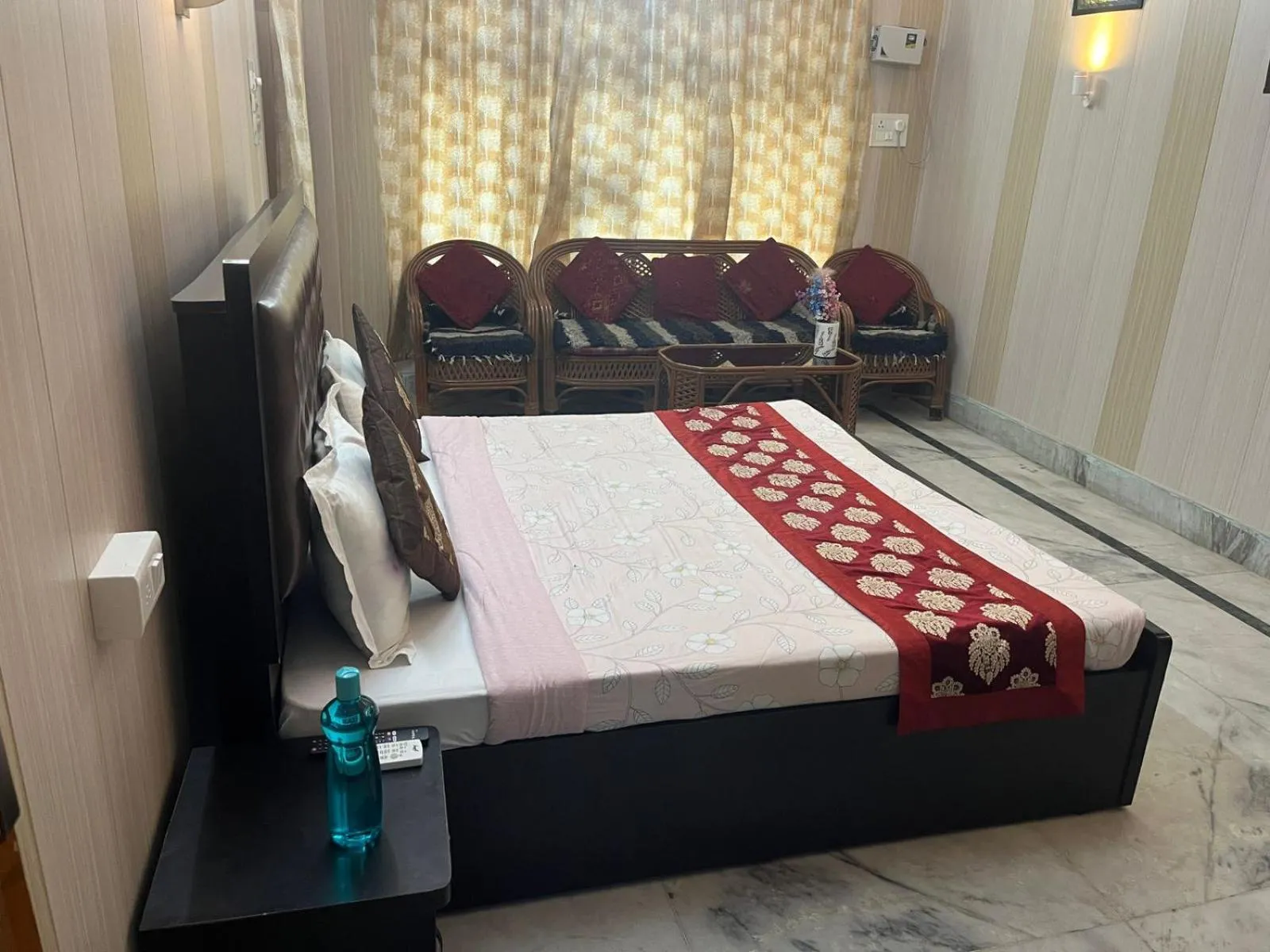 Baba Paying Guest House