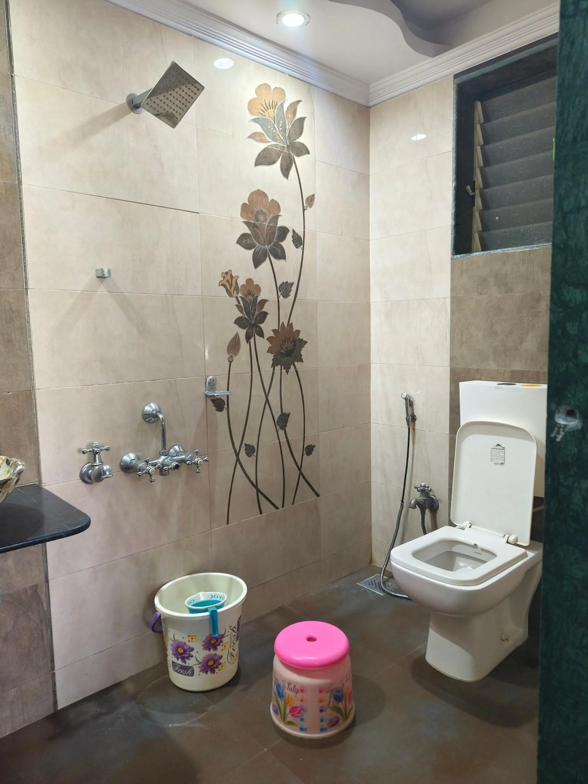Toilet in Girichintan Bunglow