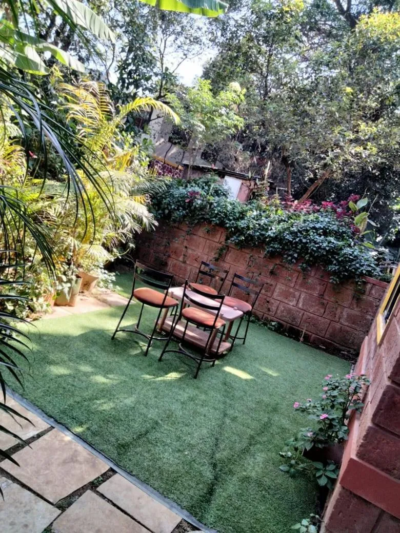 Garden view in Girichintan Bunglow