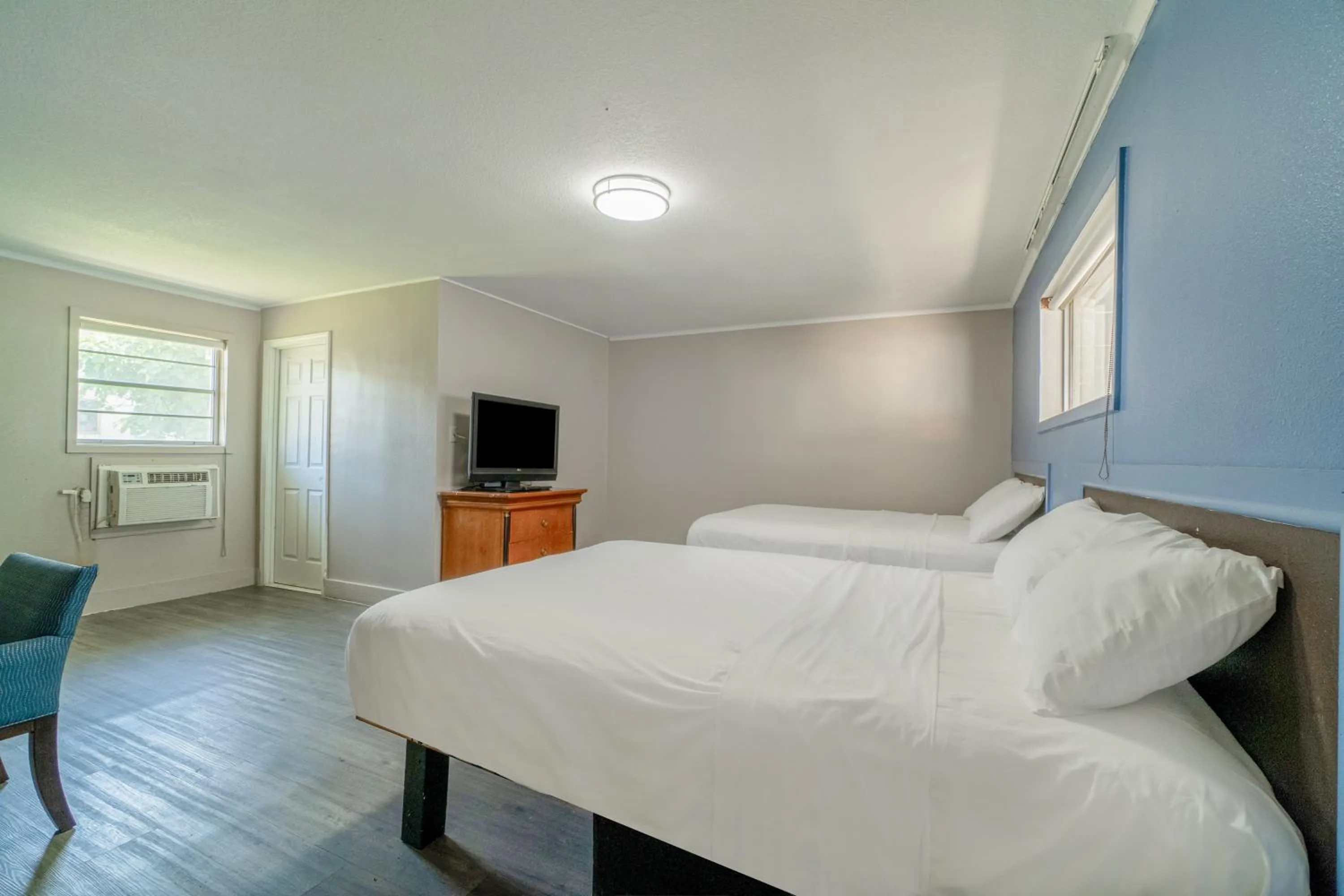 Bedroom, Bed in Cypress Inn Motel By OYO West Monroe I-20