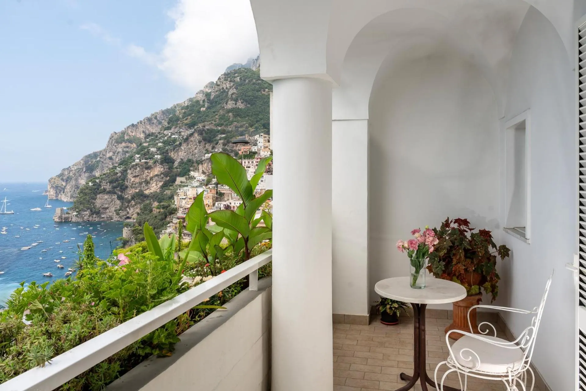 Patio in Hotel Eden Roc