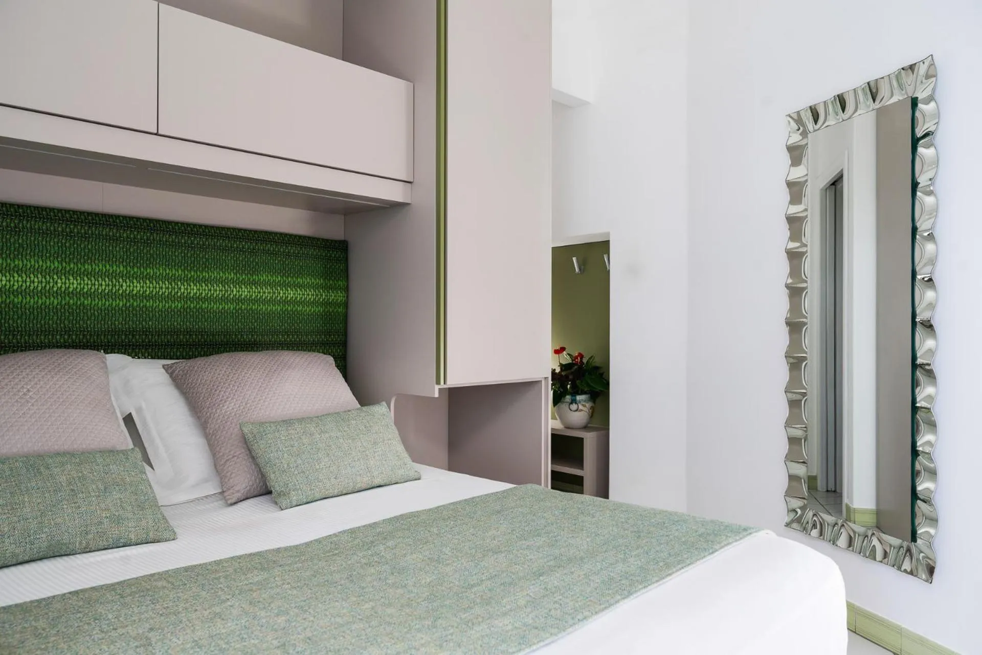 Bedroom, Bed in Hotel Eden Roc