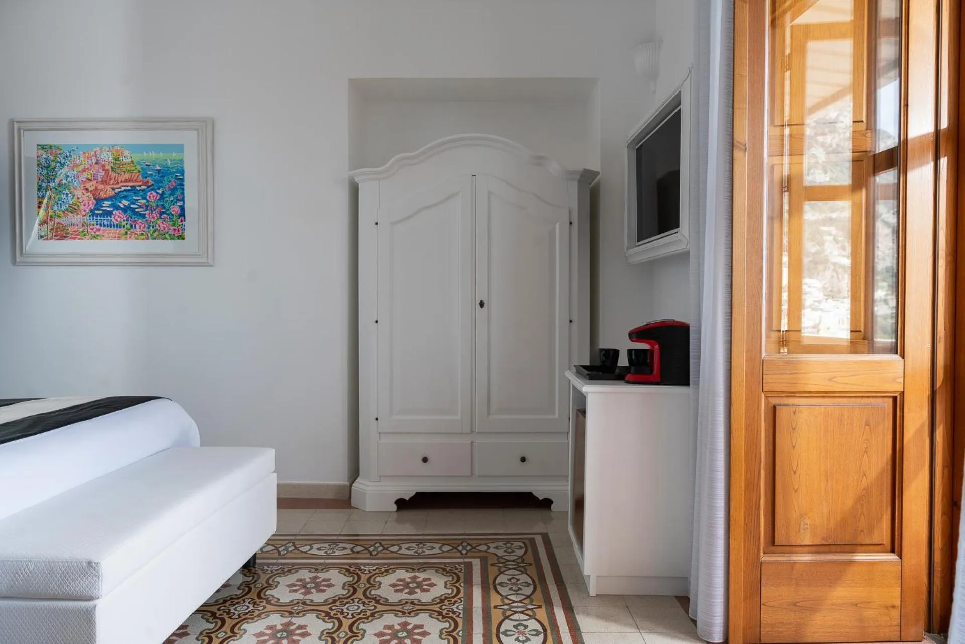 Photo of the whole room, Bed in Hotel Eden Roc