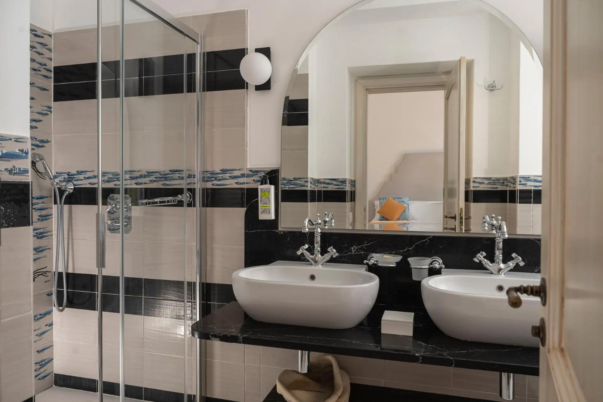 Bathroom in Hotel Eden Roc