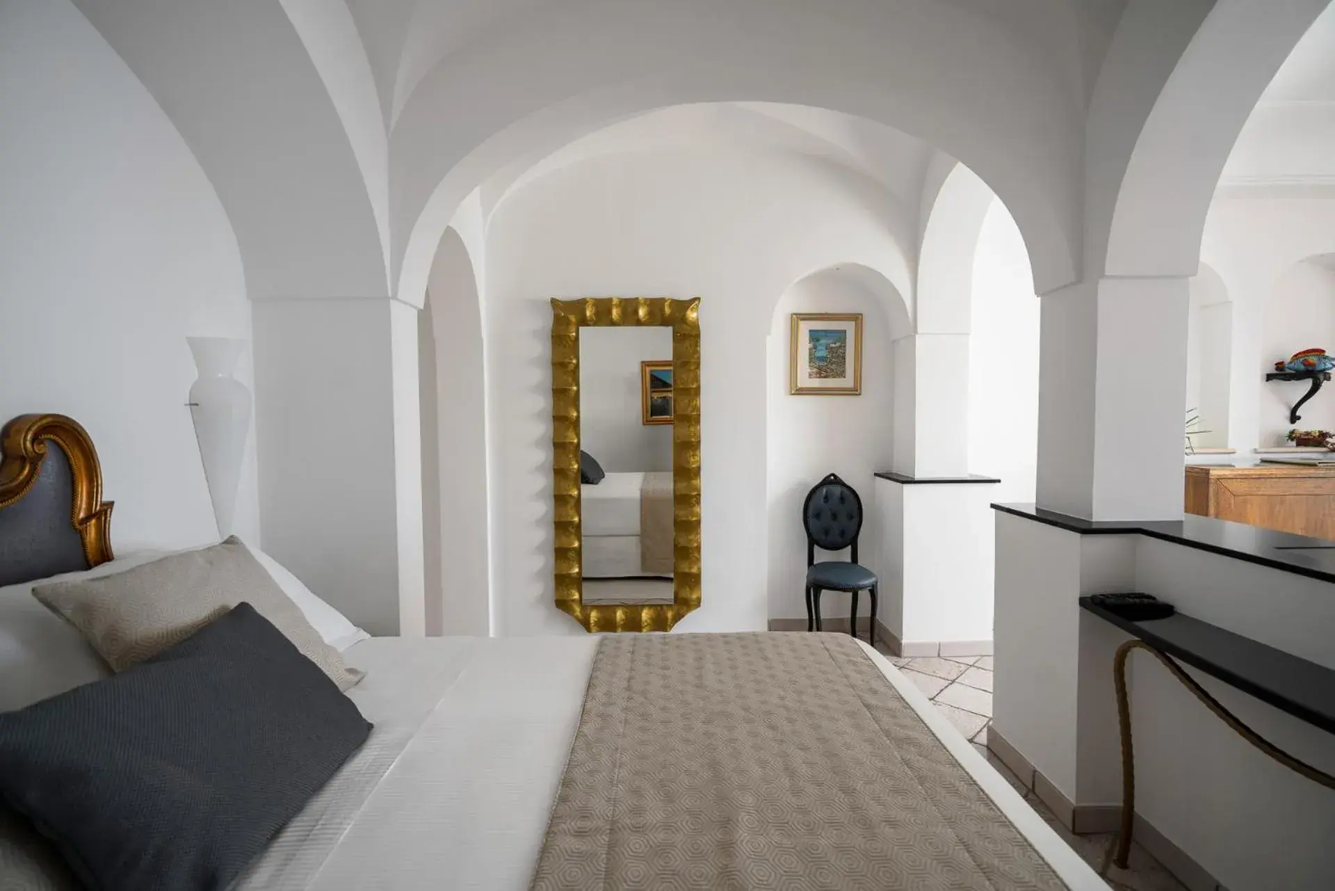 Junior Suite with Sea View in Hotel Eden Roc Junior Suite with Sea View in Hotel Eden Roc