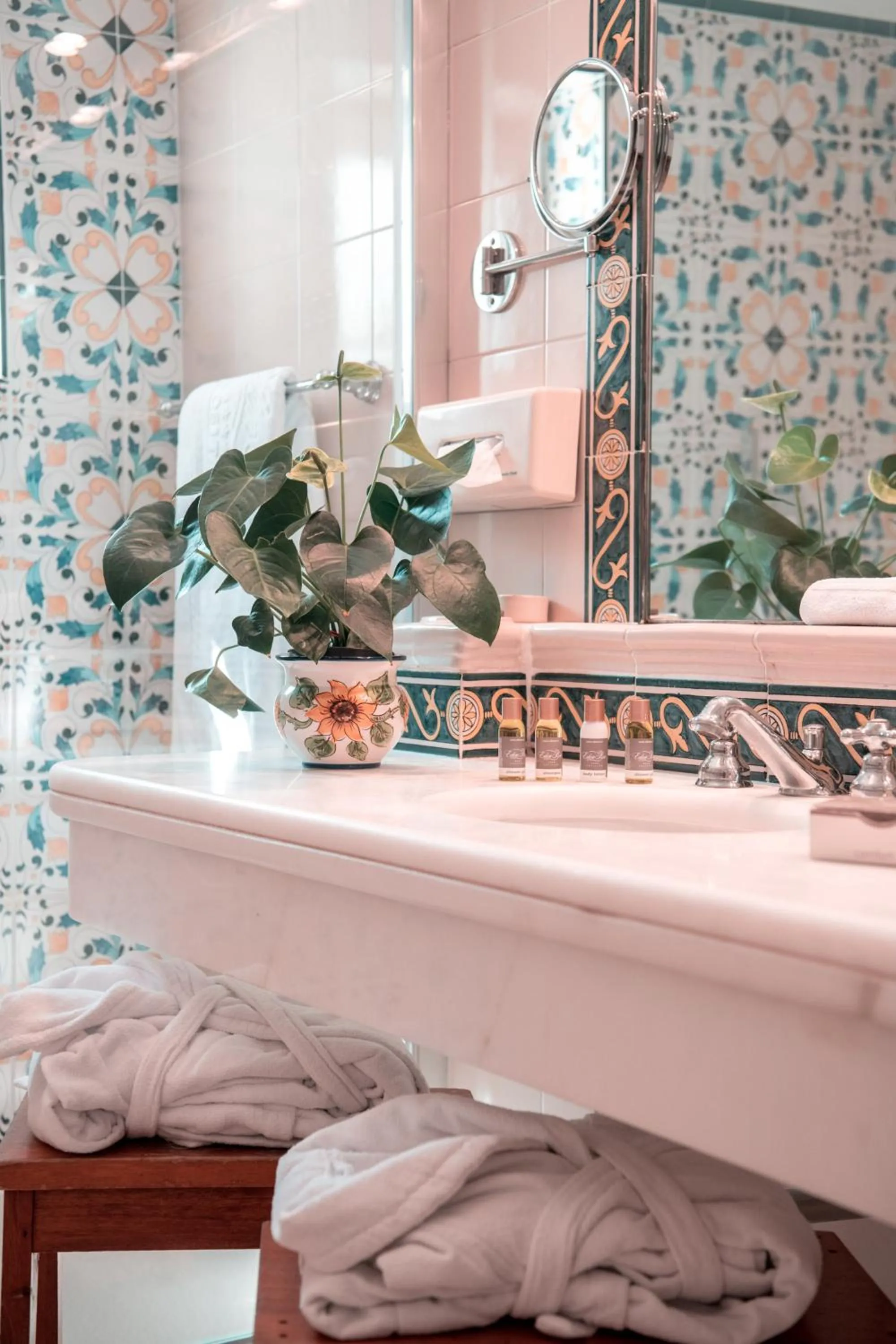 Shower in Hotel Eden Roc