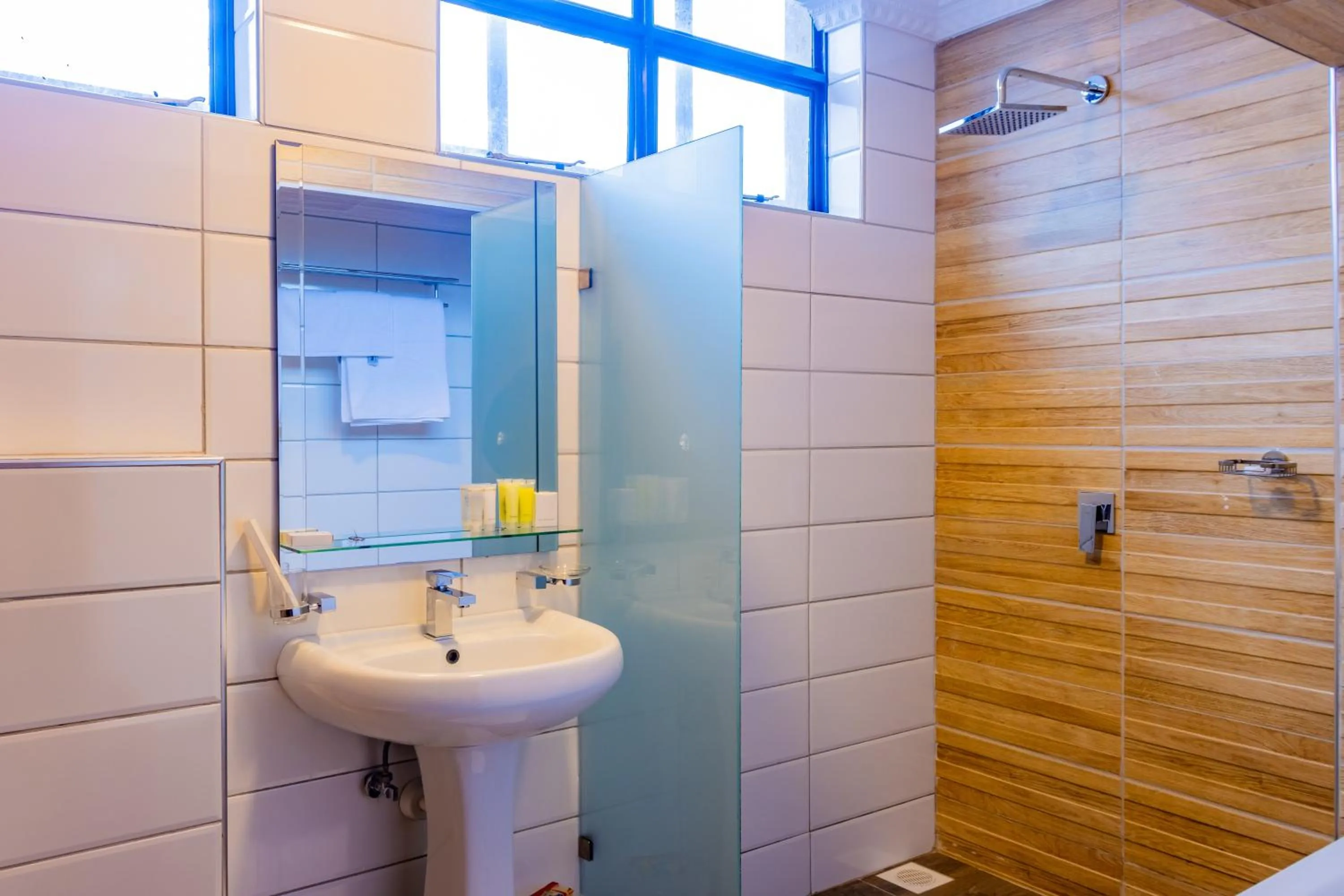 Shower in Karen Plains Hotel Nairobi