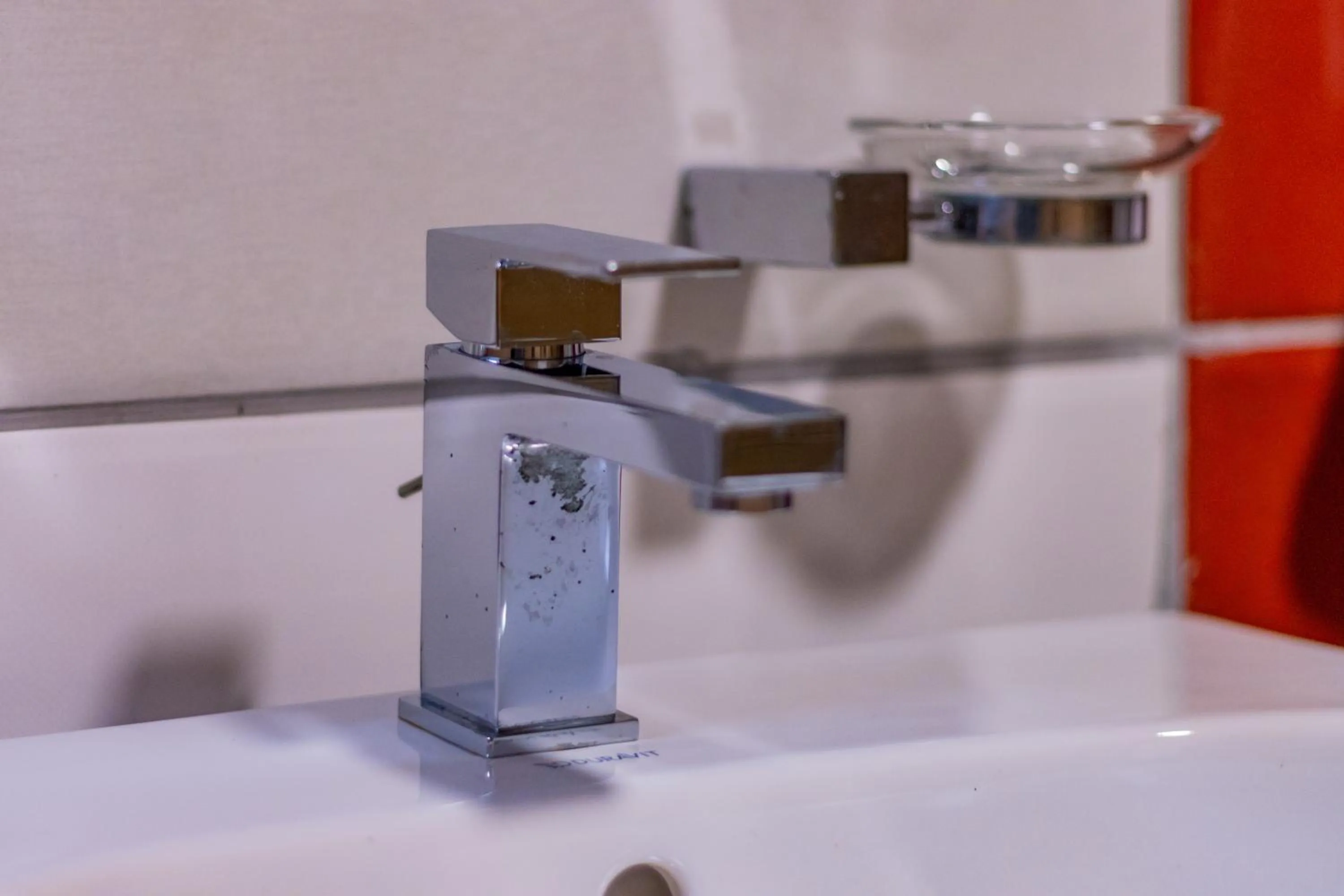 Bathroom in Karen Plains Hotel Nairobi