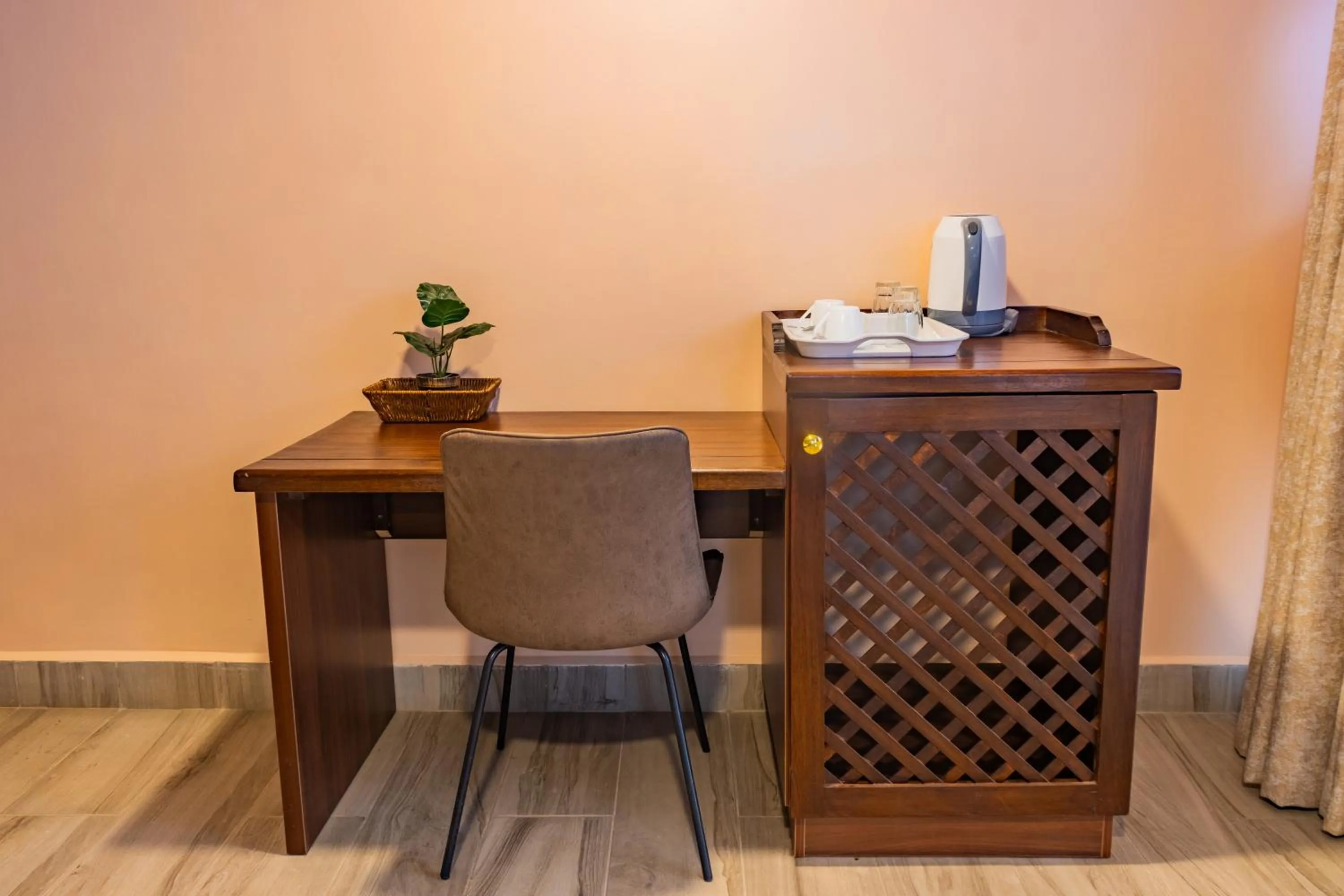 Coffee/tea facilities in Karen Plains Hotel Nairobi