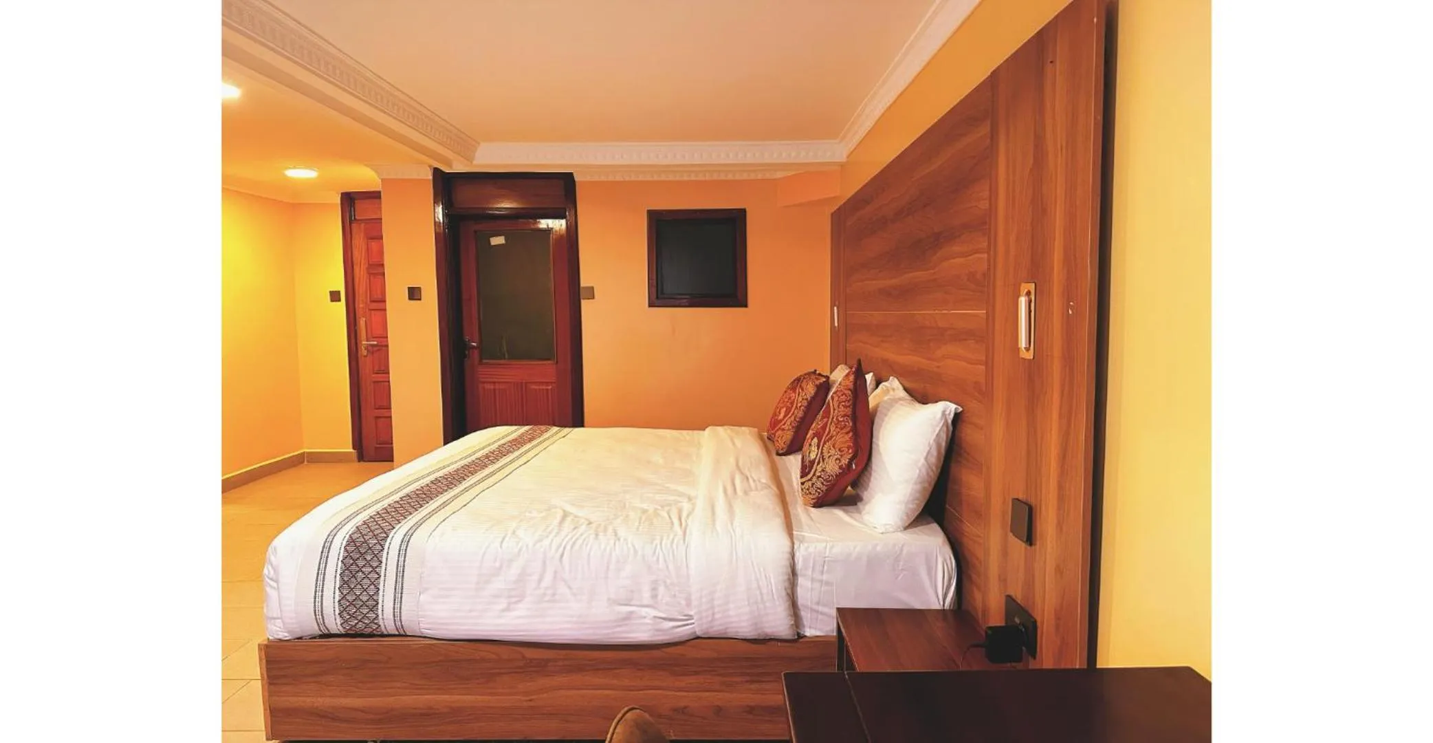 Bed in Karen Plains Hotel Nairobi