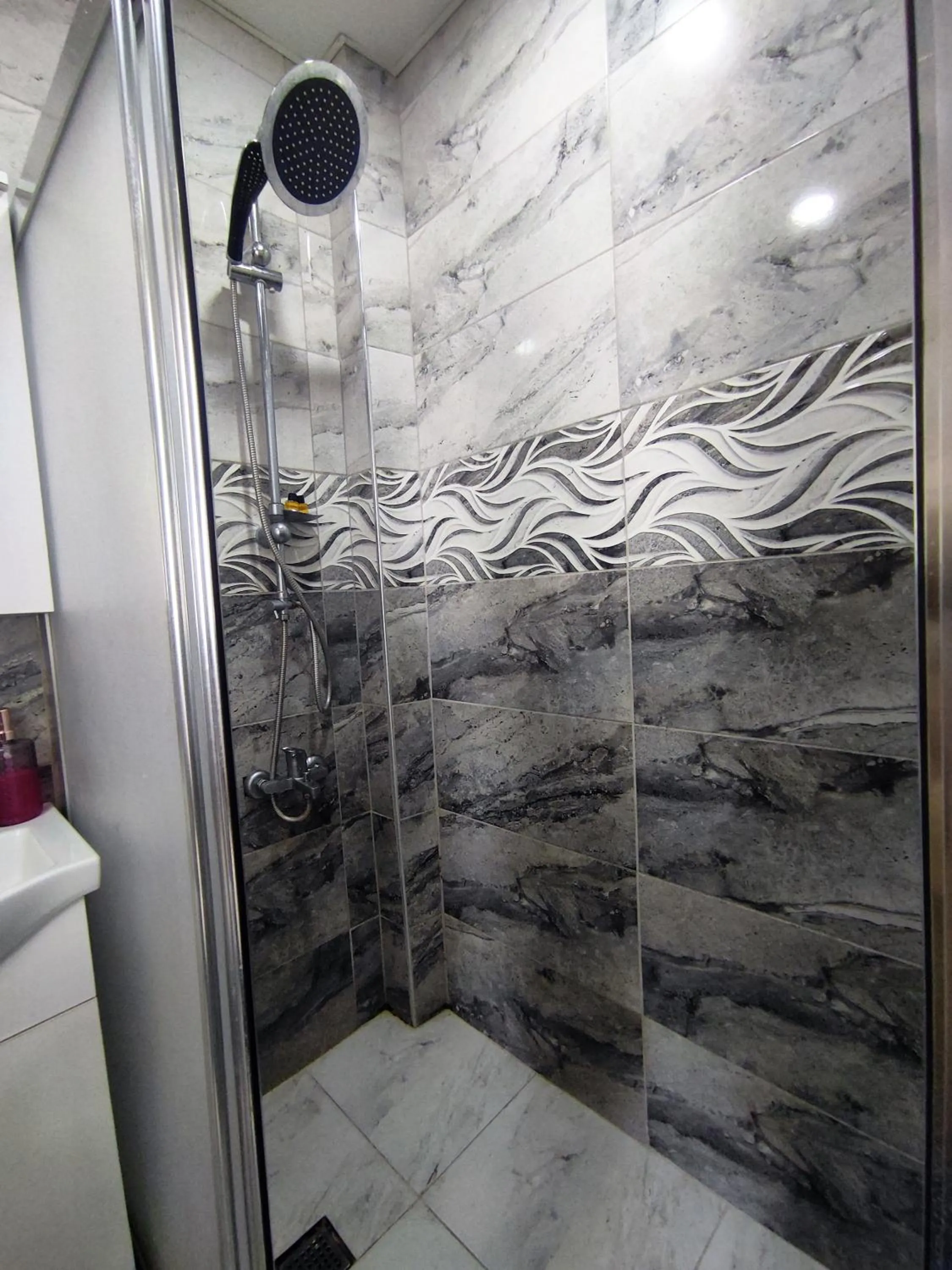 Bathroom in Grafen Hotel