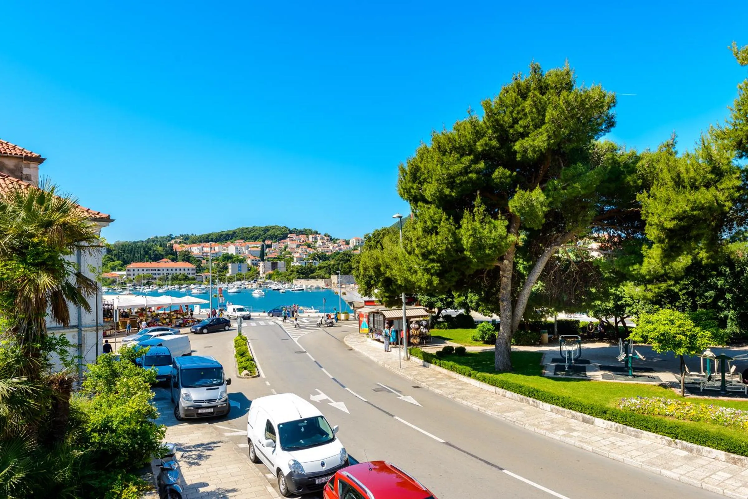 Property building in Hostel Sea Breeze