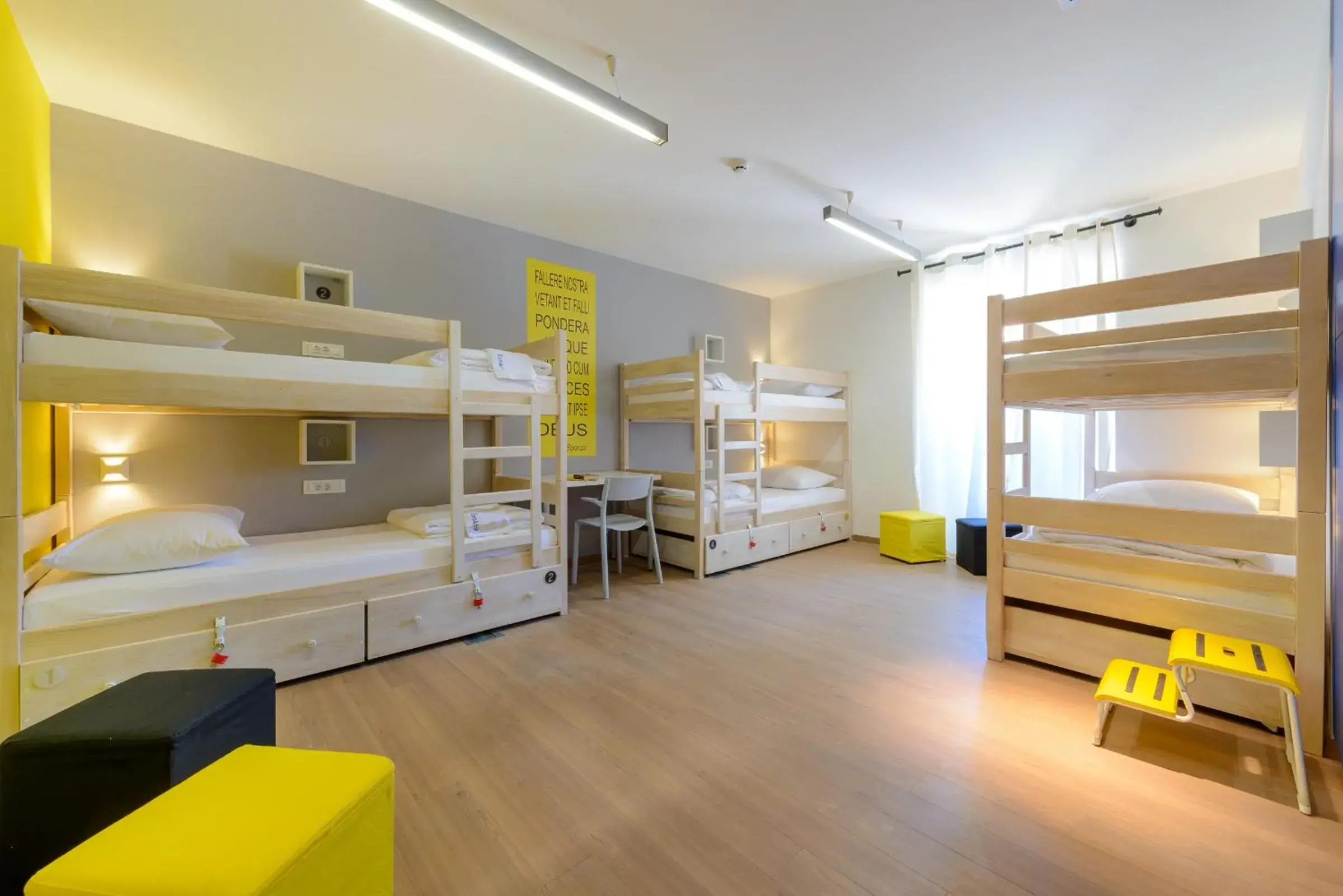 Hostel Sea Breeze Hostel Sea Breeze