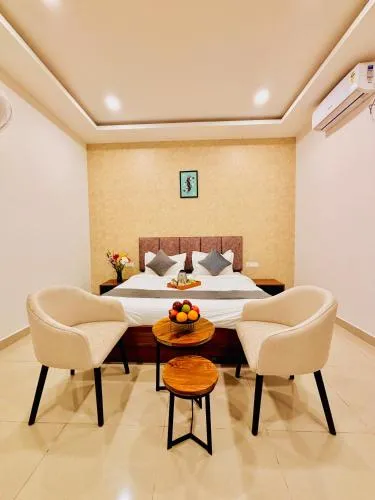 Atrium Hotel