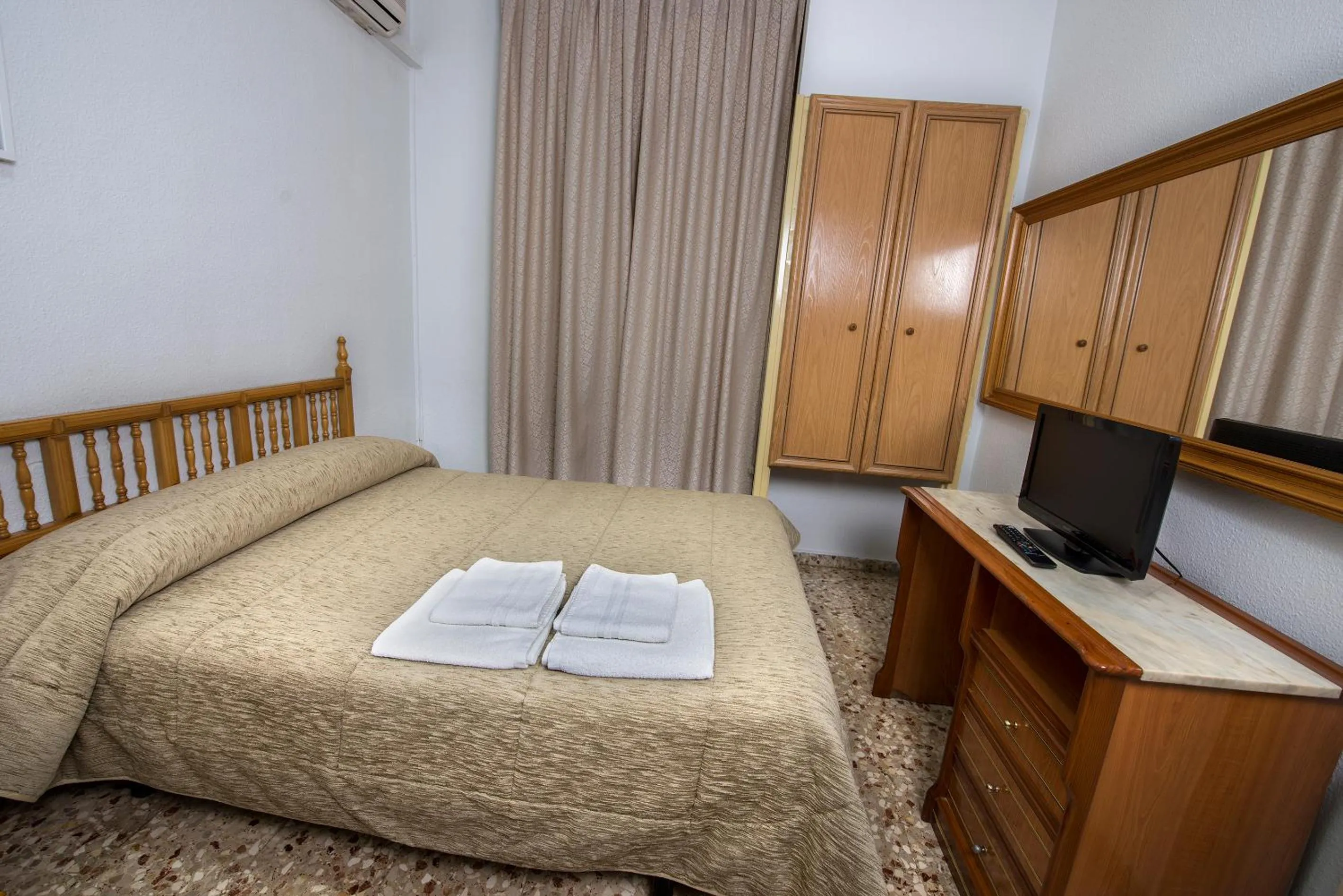 Bedroom, Bed in Hostal Santa Barbara