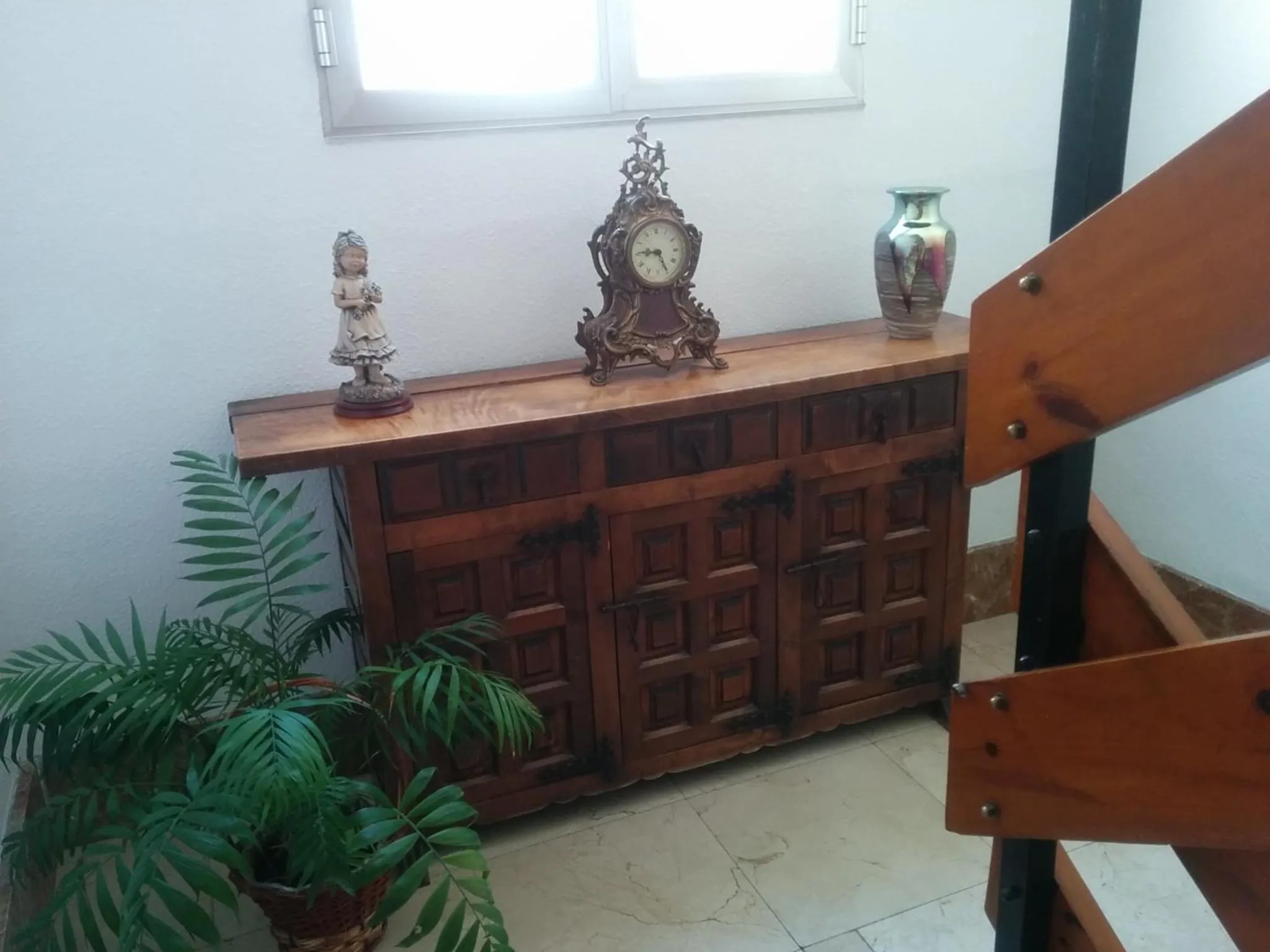 Decorative detail in Hostal Santa Barbara