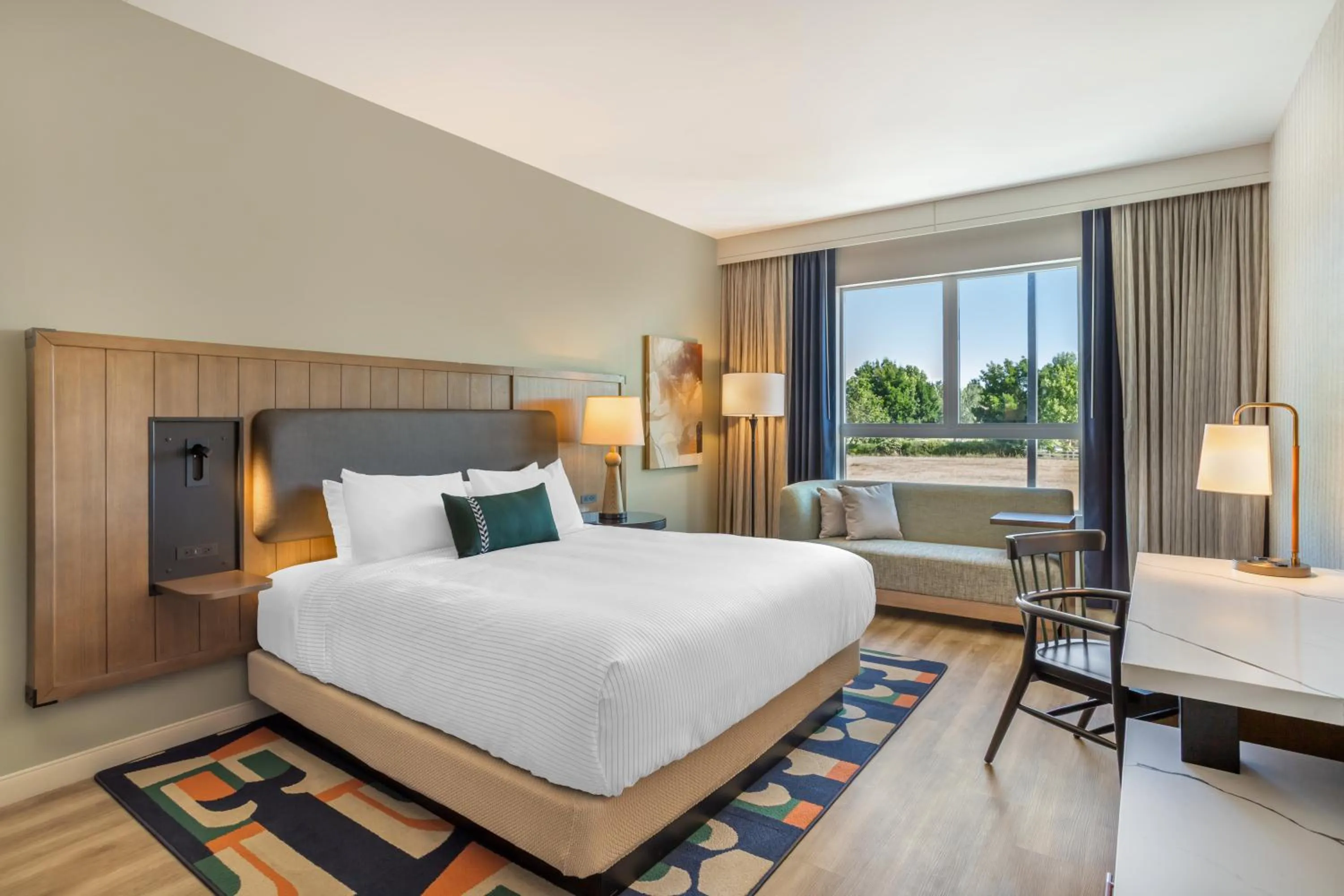 Bedroom, Bed in Cambria Hotel Templeton - Paso Robles