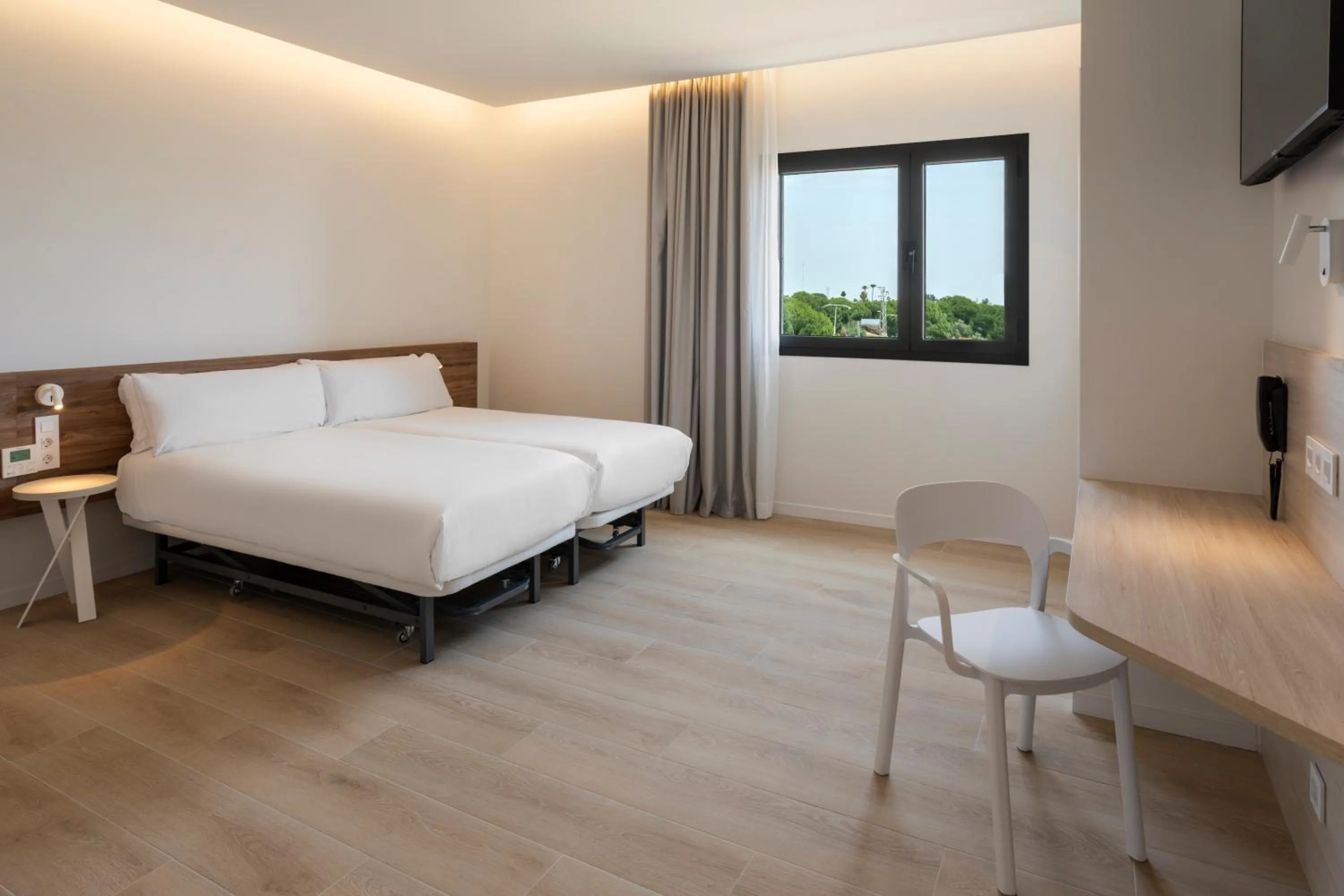 Bed in B&B HOTEL Sevilla Bormujos