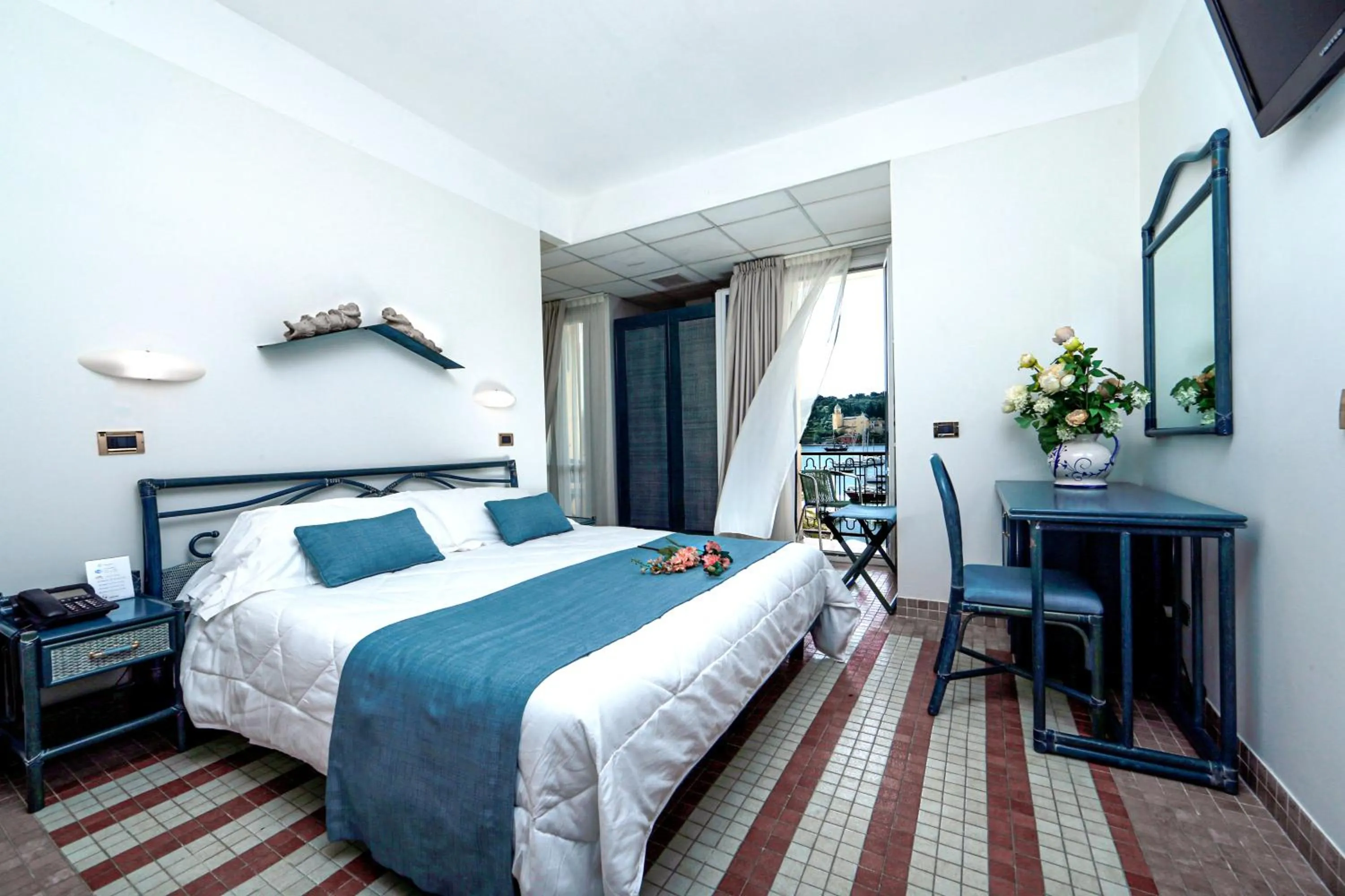 Photo of the whole room, Bed in Hotel Della Baia