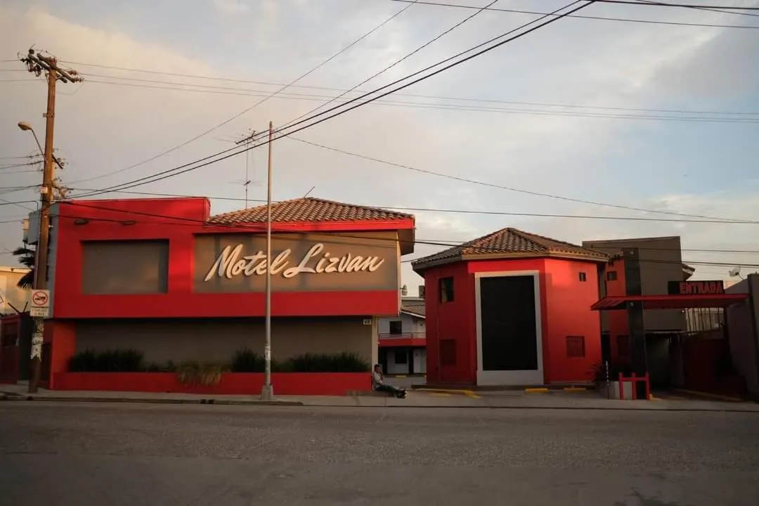 Property building in Lizvan Hotel-Motel